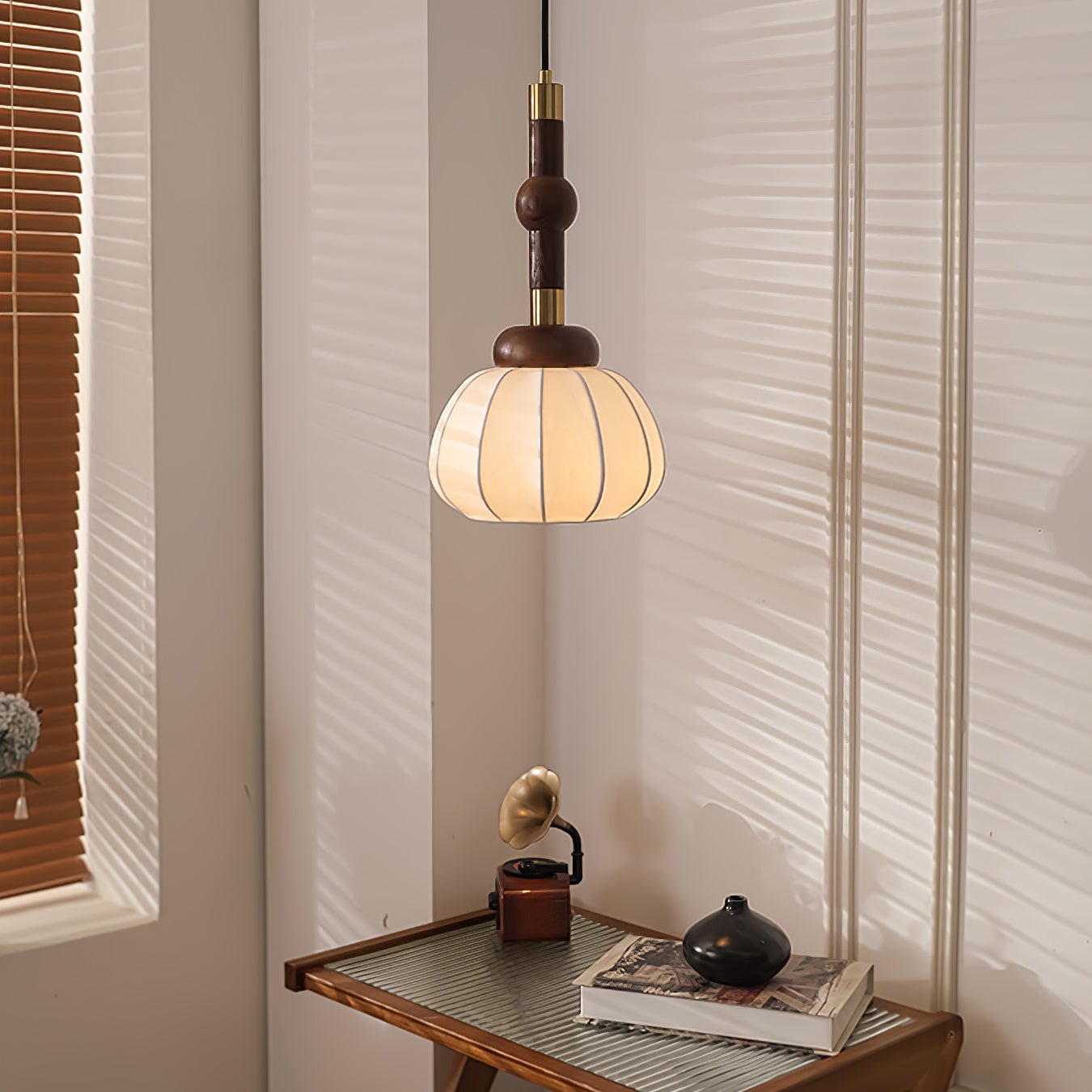 silk-globe-pendant-lamp-anzaz--8