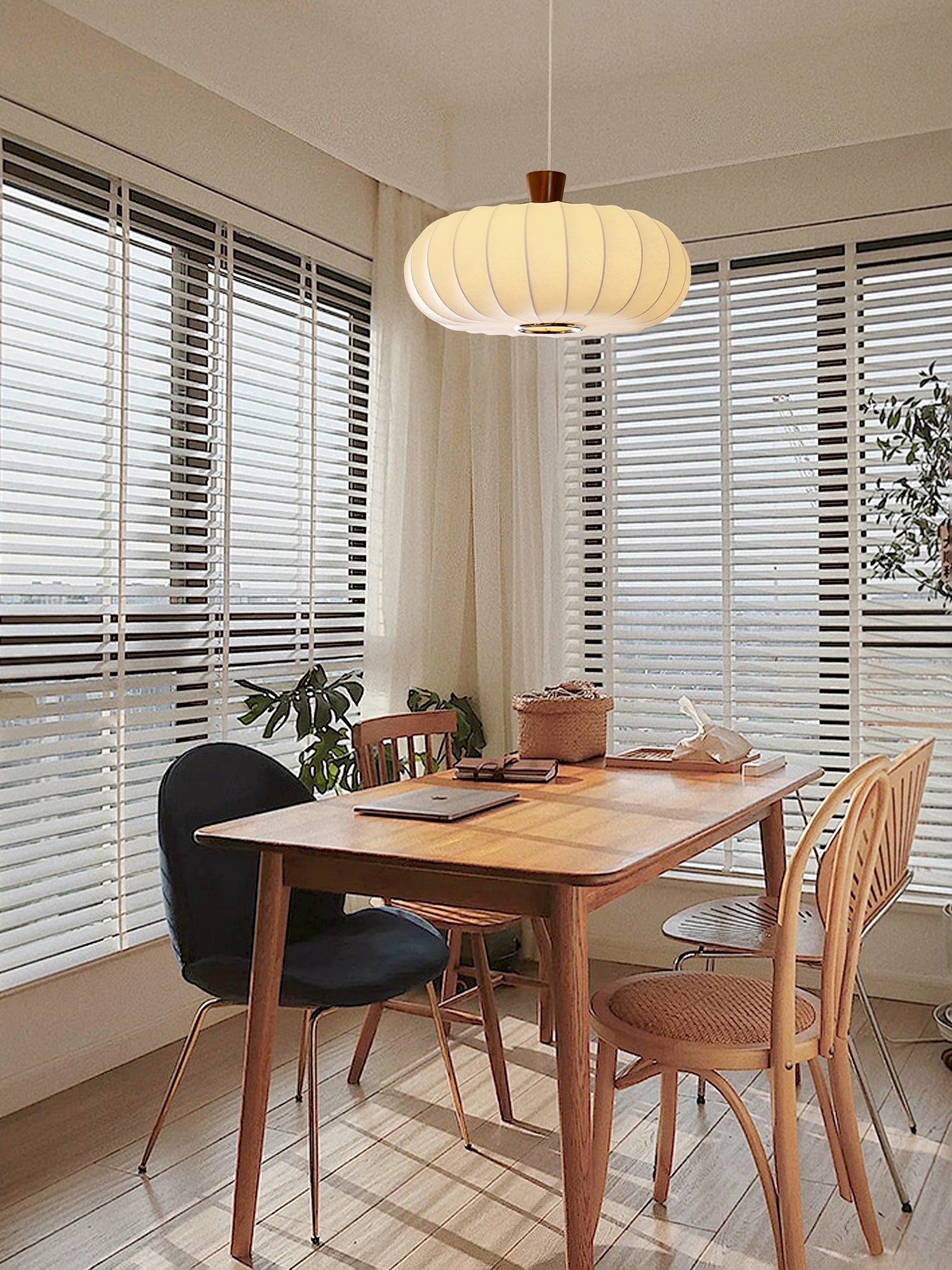 silk-lantern-pendant-light-anzaz--12