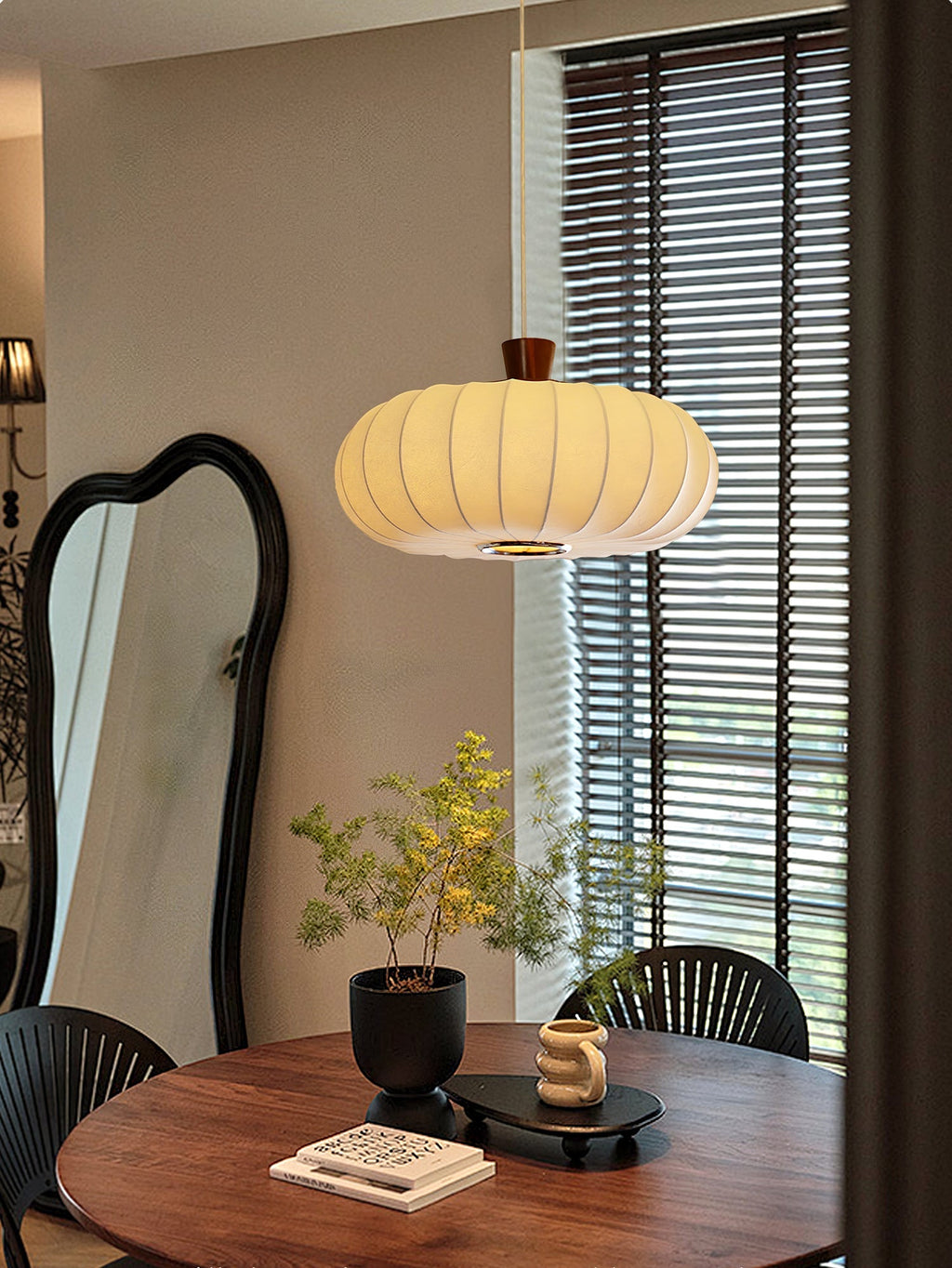 silk-lantern-pendant-light-anzaz--8
