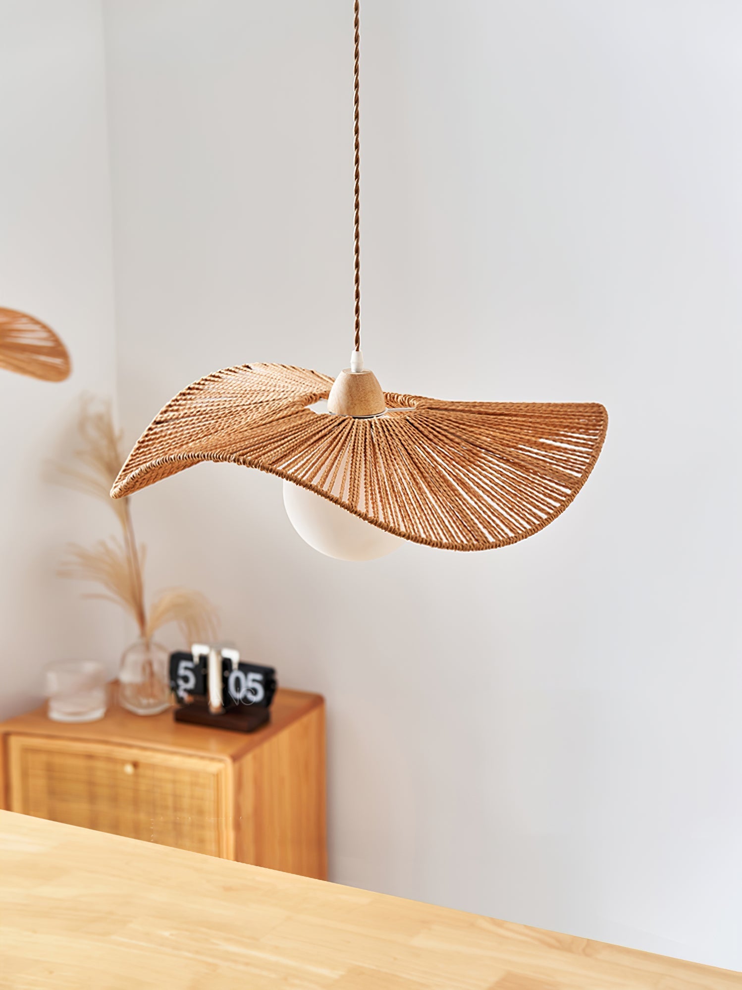 sirocco-woven-pendant-lamp-anzaz--12