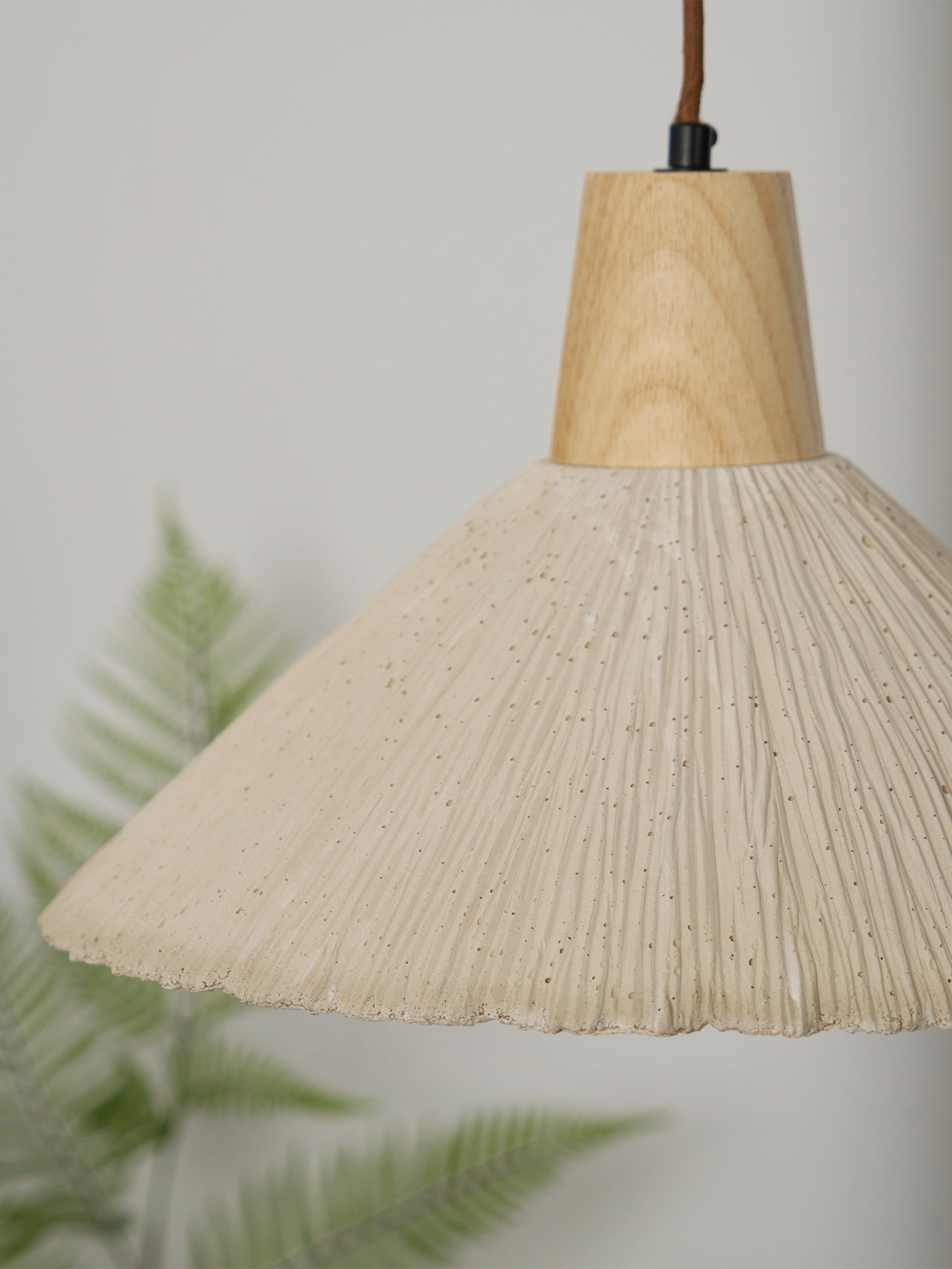 concrete-pleated-pendant-lamp-anzaz--108