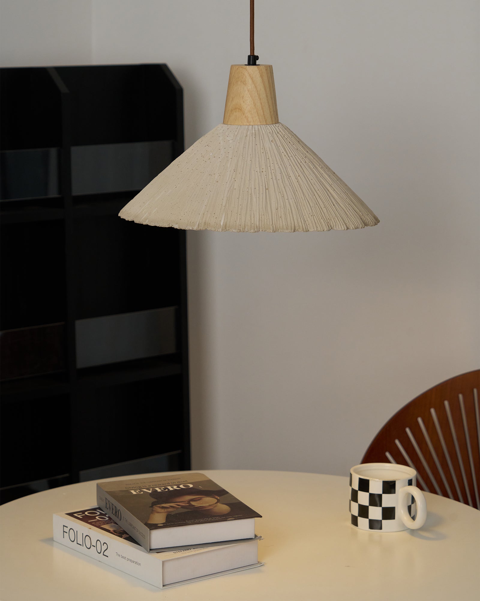concrete-pleated-pendant-lamp-anzaz--105