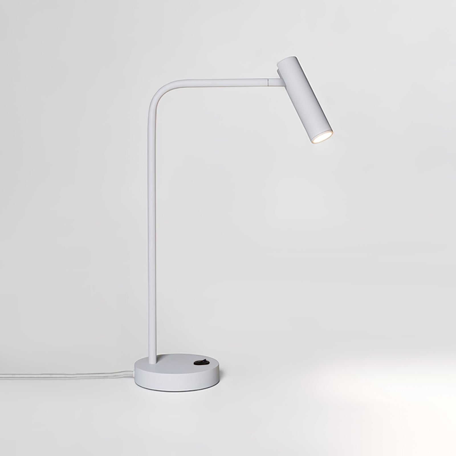 skinny-table-lamp-anzaz--19