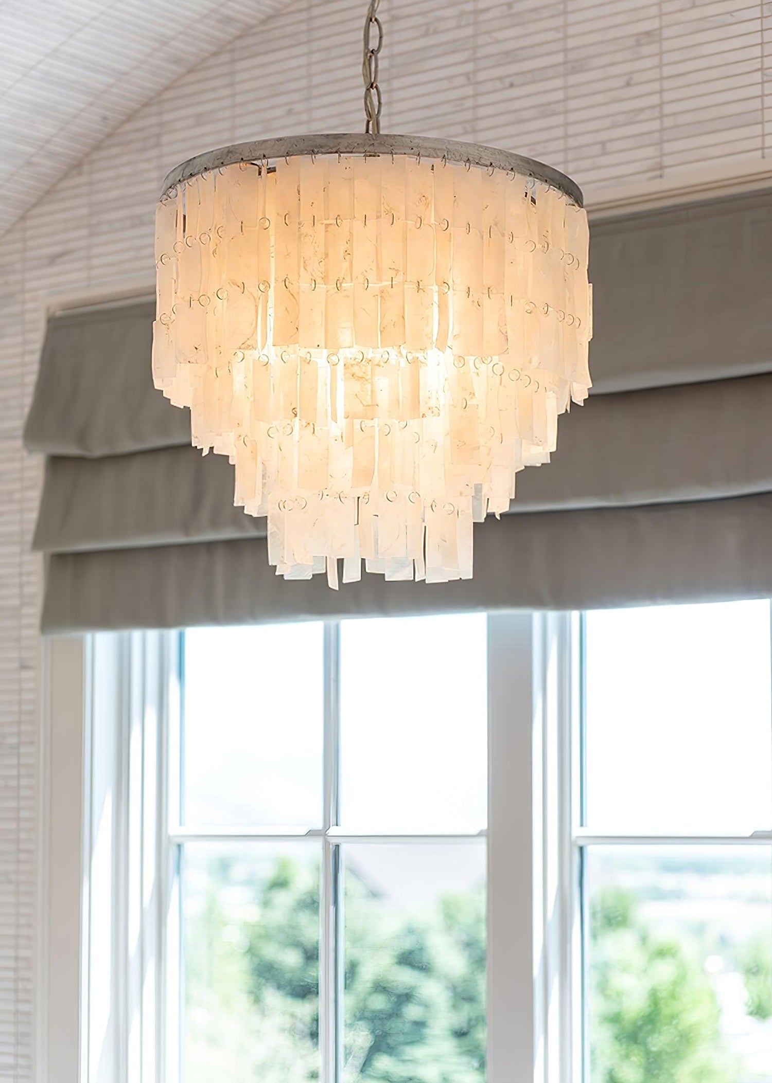 skye-tiered-pendant-light-anzaz--48