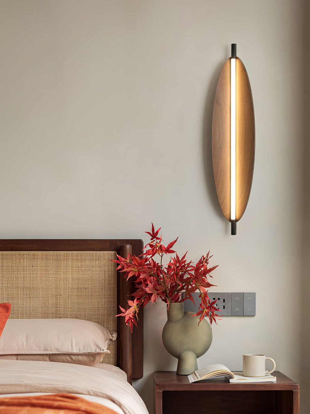 sleek-board-sconce-anzaz--23