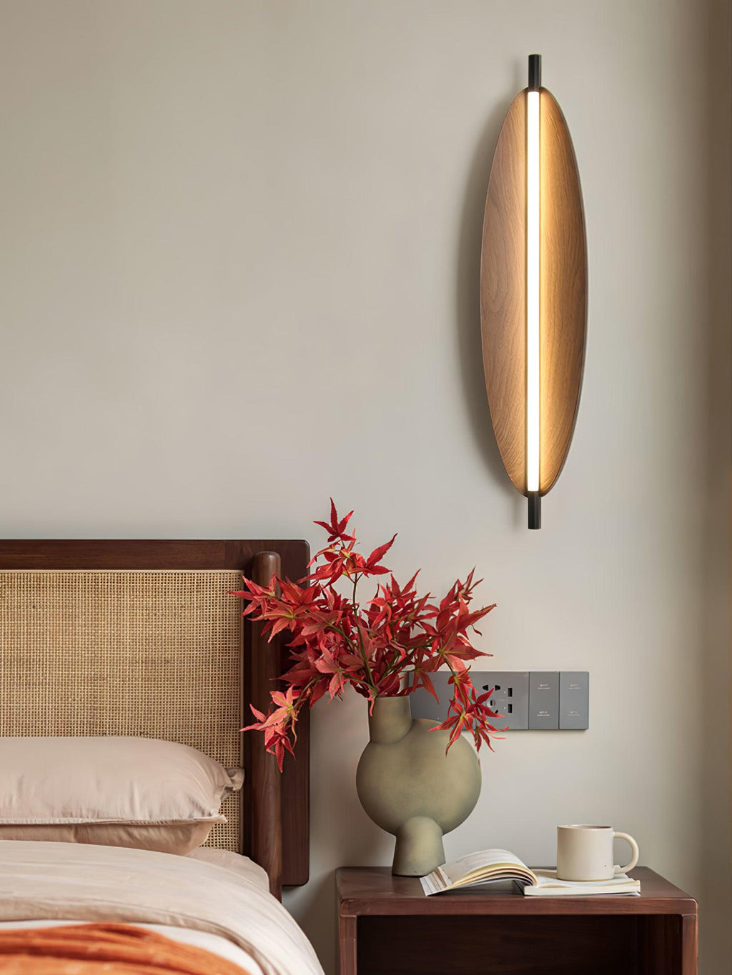 sleek-board-sconce-anzaz--31