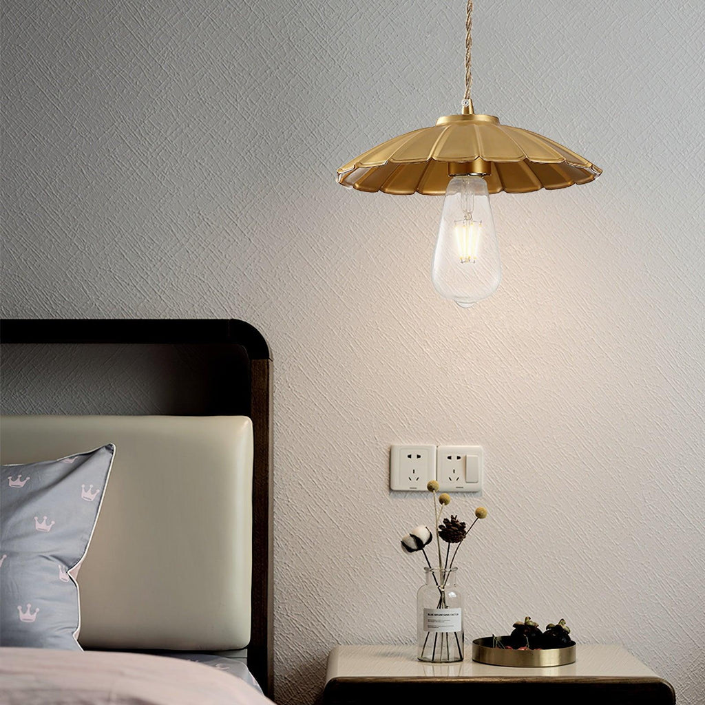 sleek-flat-pendant-lamp-anzaz-Brass-2
