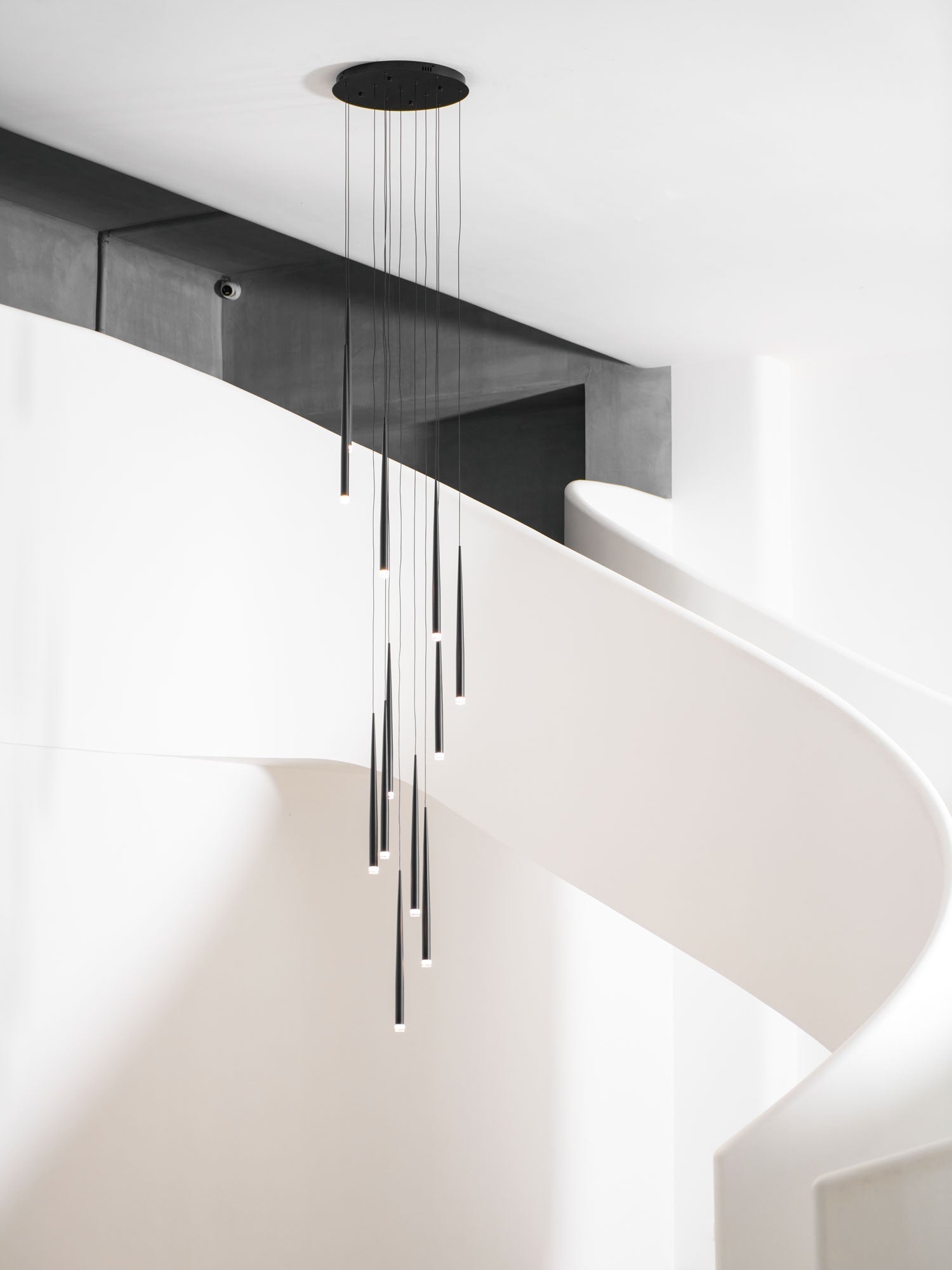 slender-cone-chandelier-anzaz--73