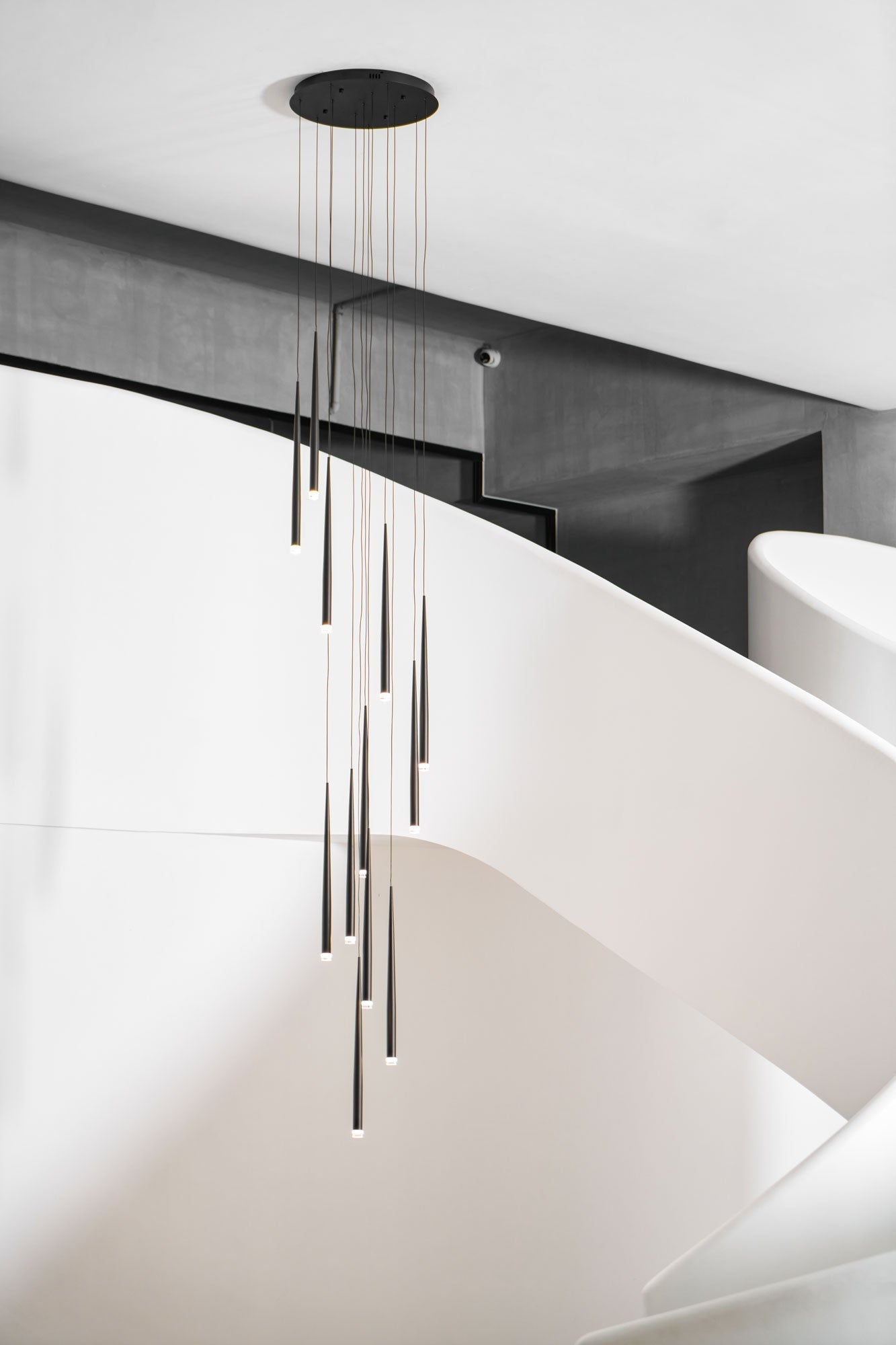 slender-cone-chandelier-anzaz--67