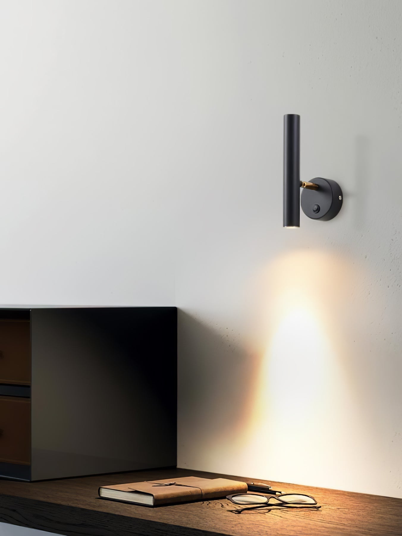 slender-adjustable-wall-lamp-anzaz--10