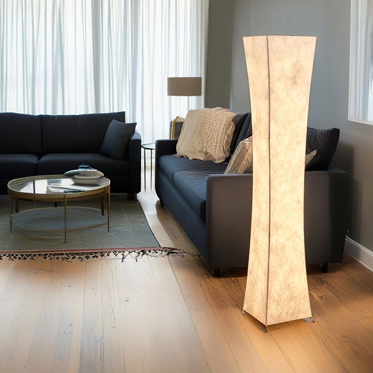 slim-waist-tower-floor-lamp-anzaz--5