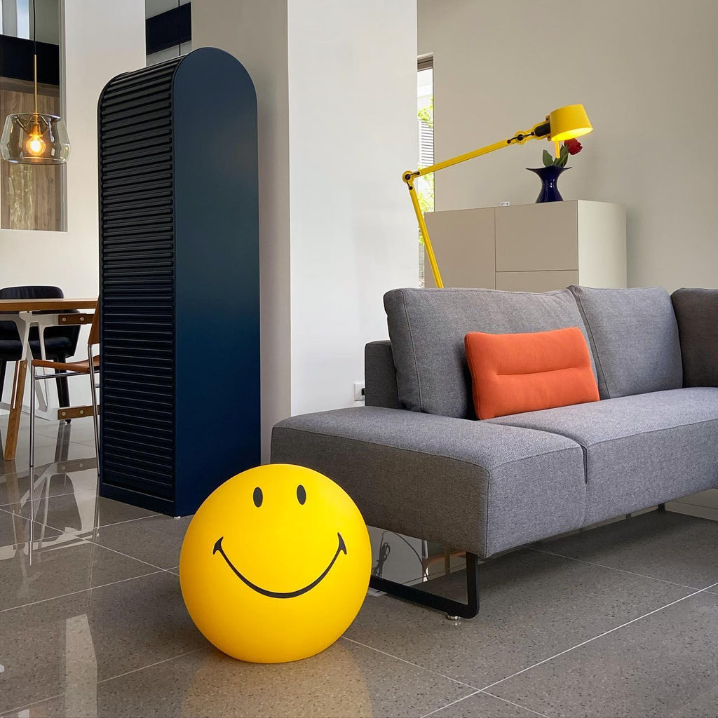 smiling-table-lamp-anzaz--11