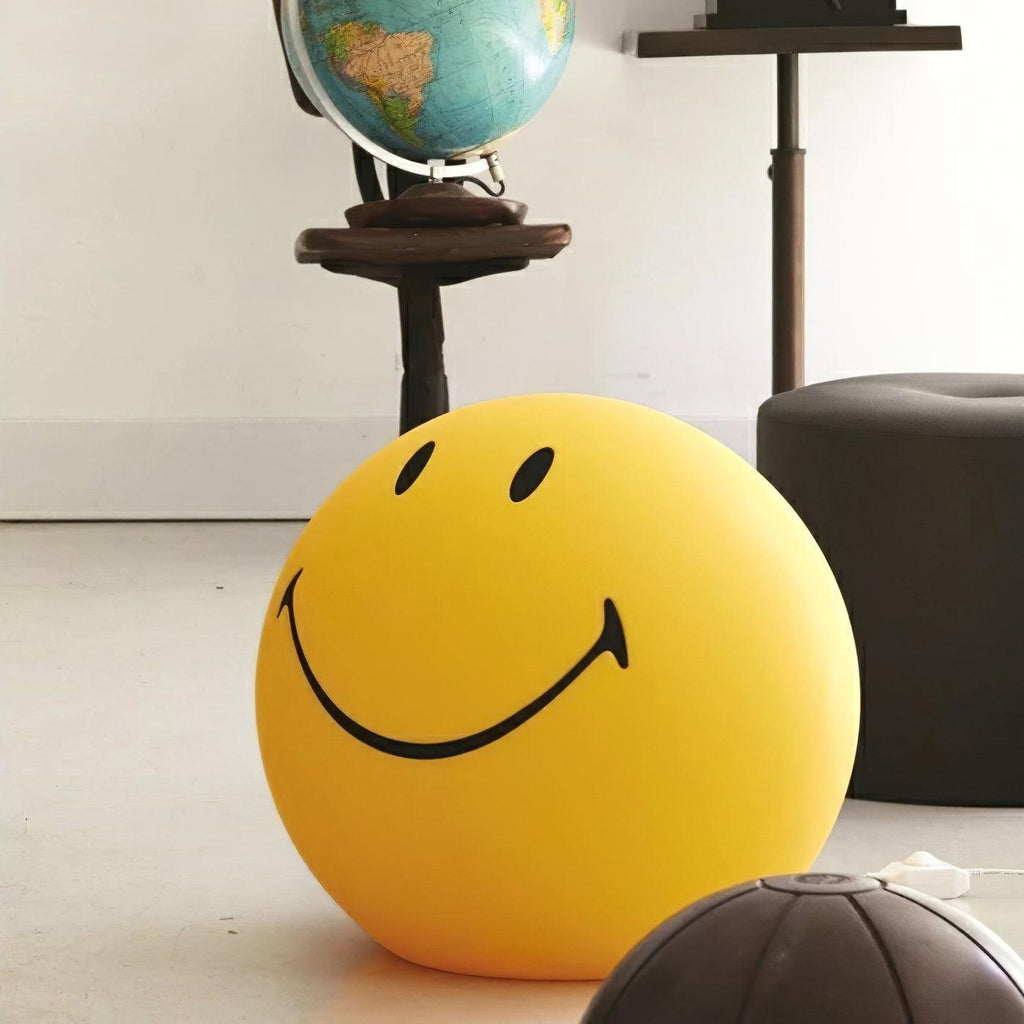 smiling-table-lamp-anzaz-Yellow-2