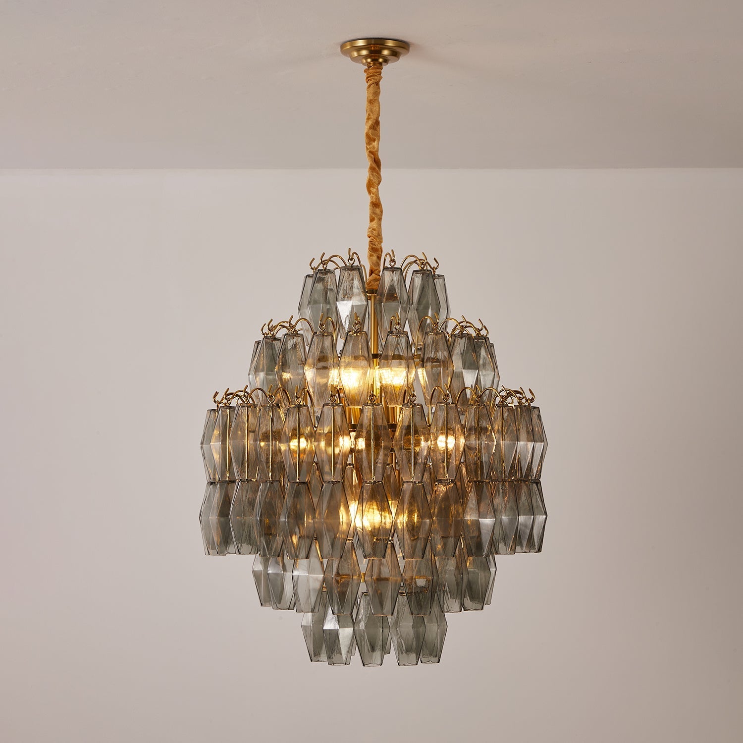 smoke-gray-prism-round-chandelier-anzaz--2