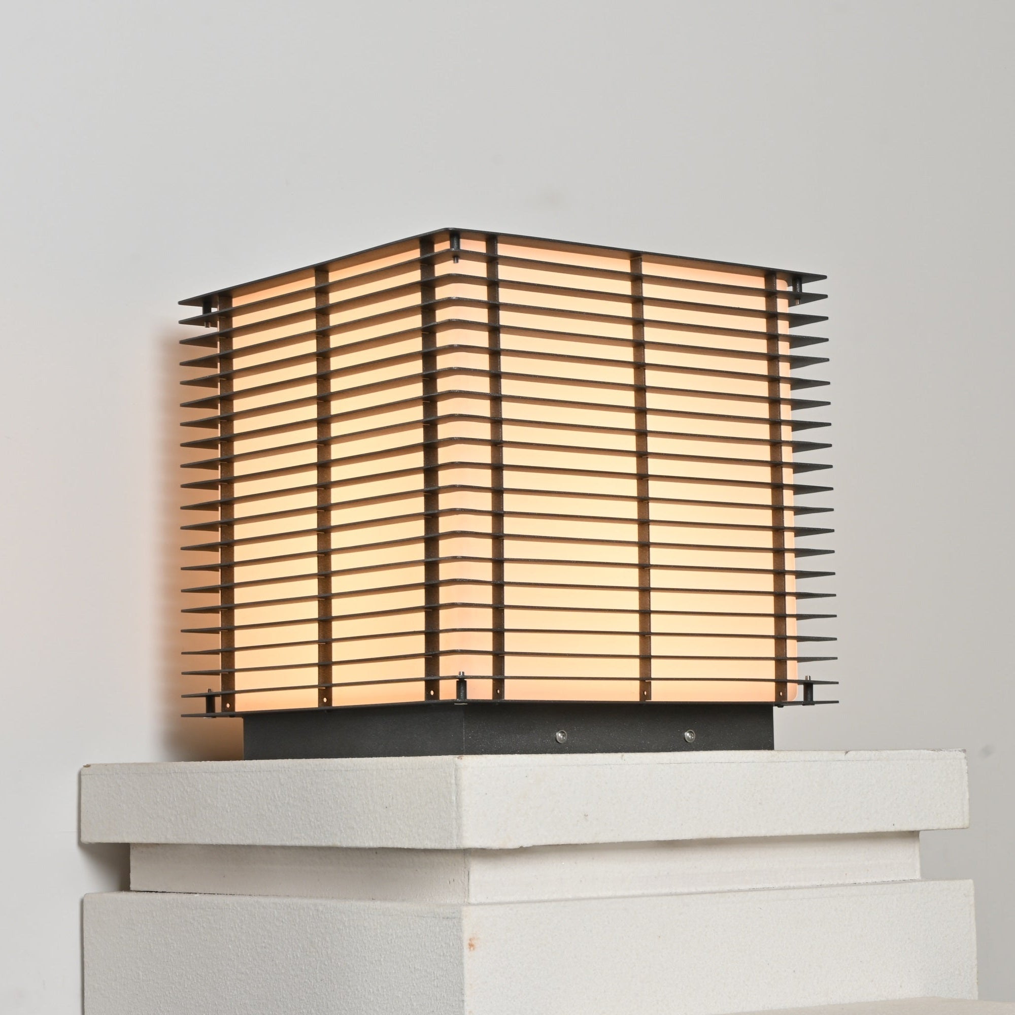 solar-grid-outdoor-light-anzaz--7