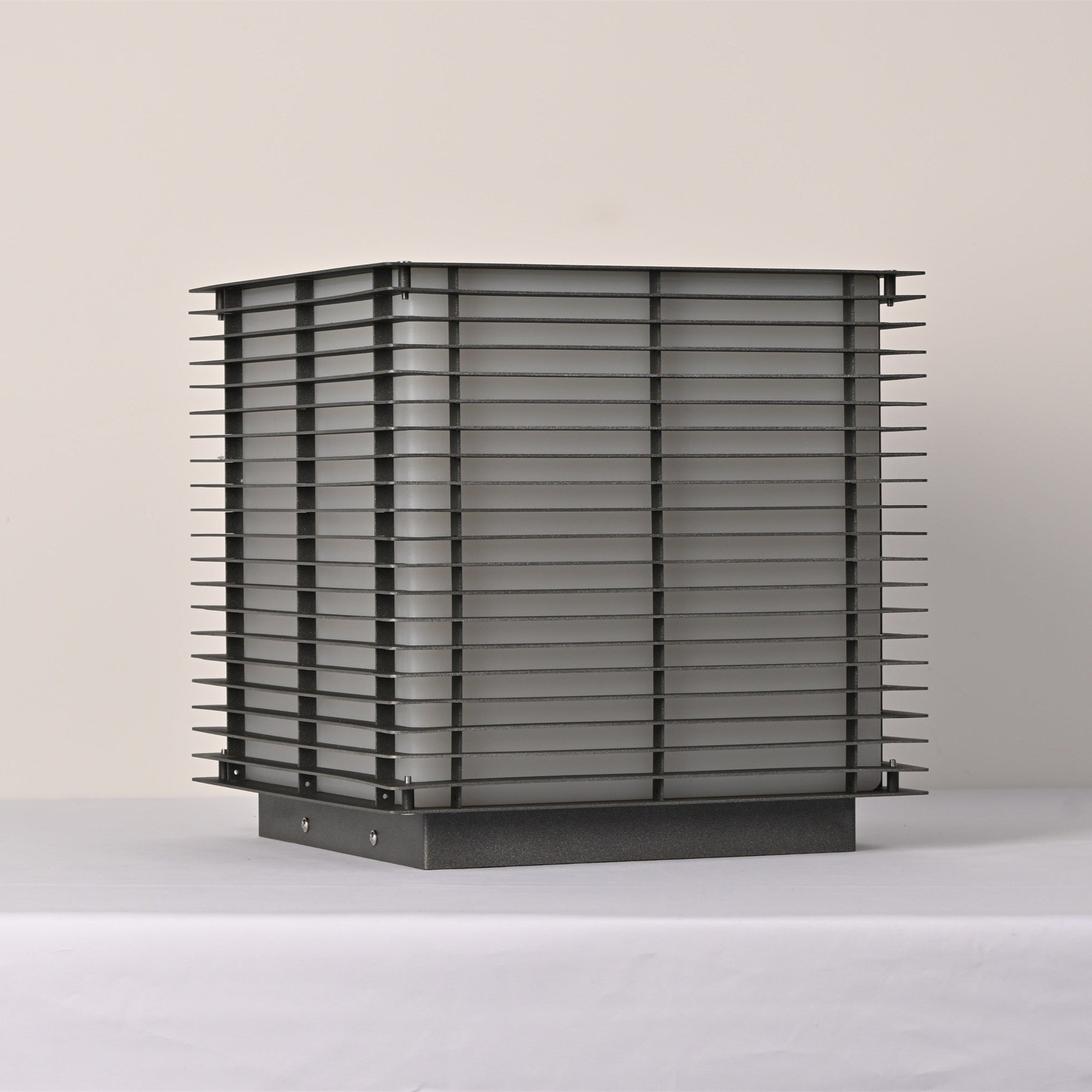 solar-grid-outdoor-light-anzaz--11