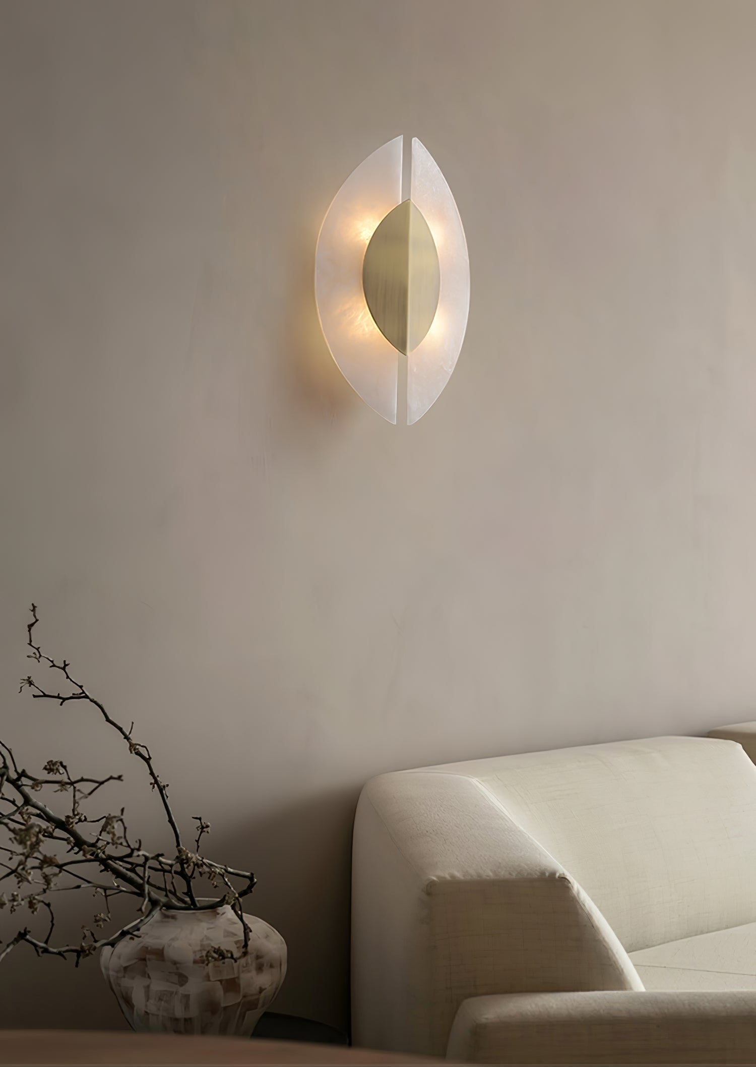 solari-alabaster-leaf-sconce-anzaz--5