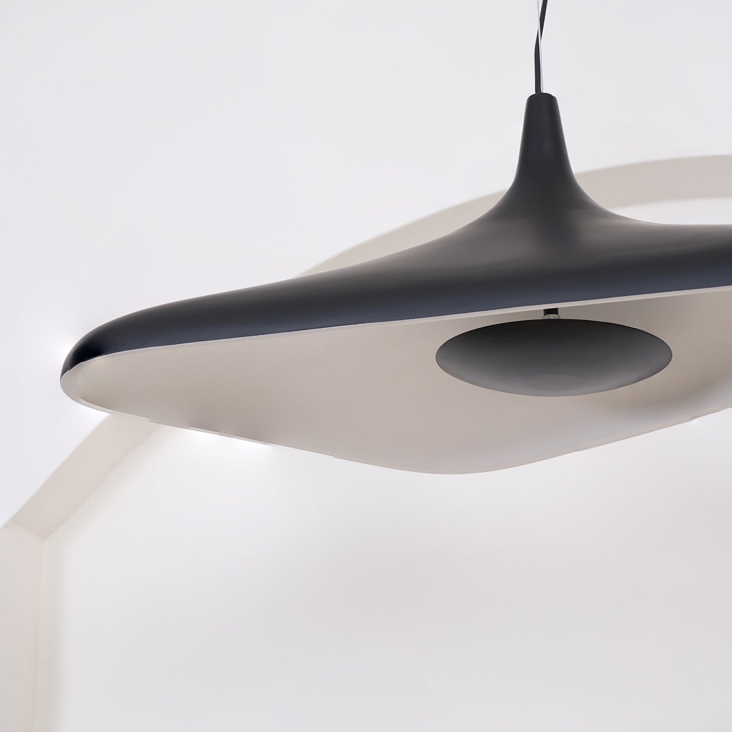 soleil-noir-pendant-lamp-anzaz--50