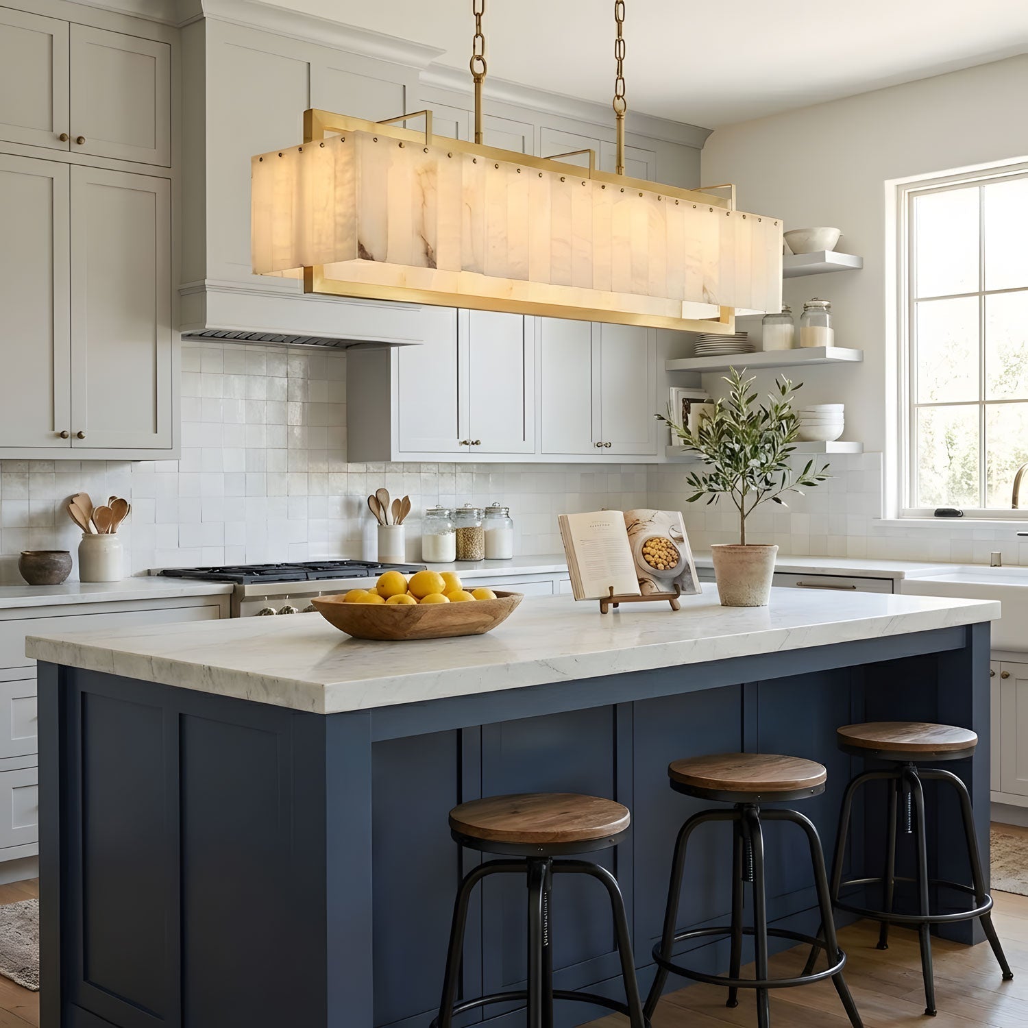 solstice-bar-chandelier-anzaz-Gold & White-2