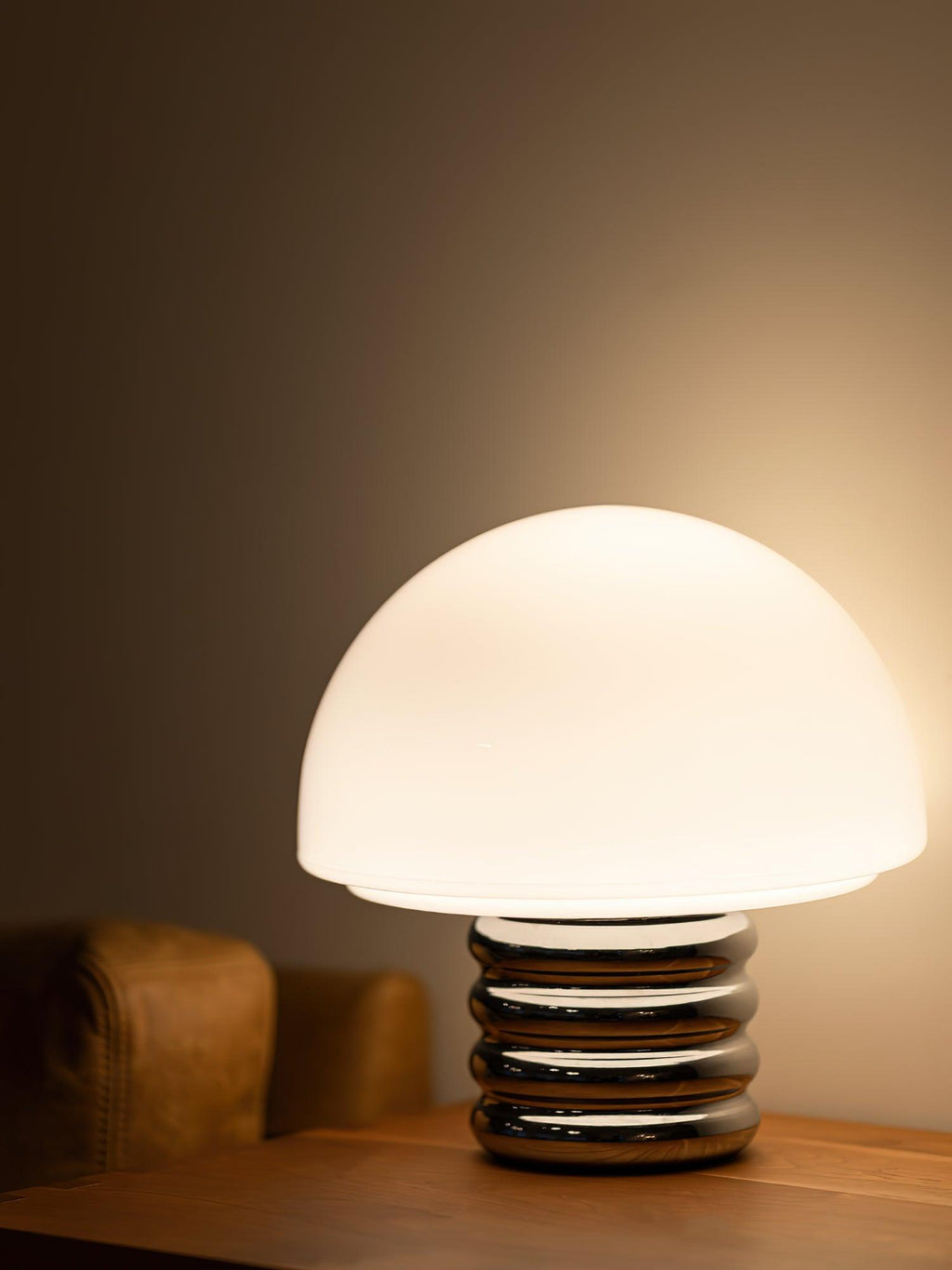 space-age-mushroom-table-lamp-anzaz-Chrome＆White-4