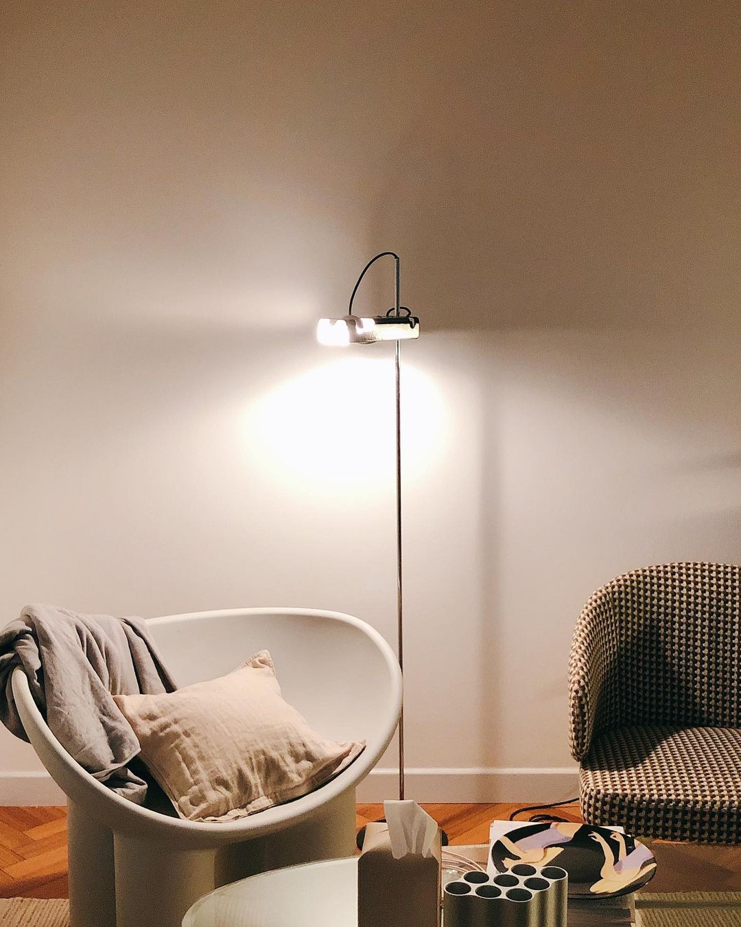 spider-floor-lamp-anzaz-White-4