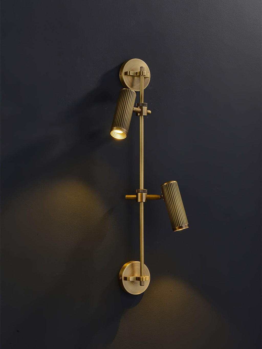 spot-rail-wall-light-anzaz--39