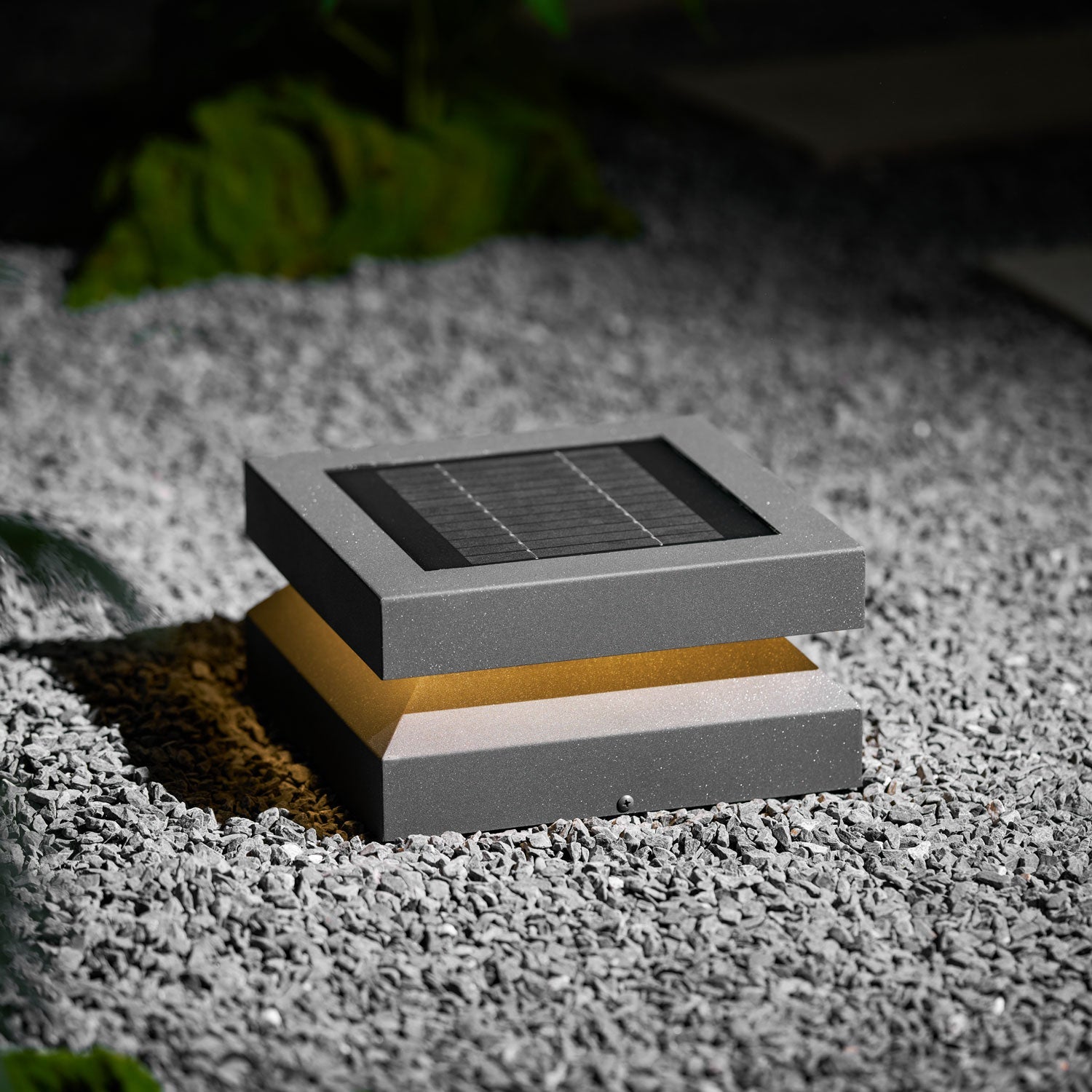 square-post-outdoor-light-anzaz--31