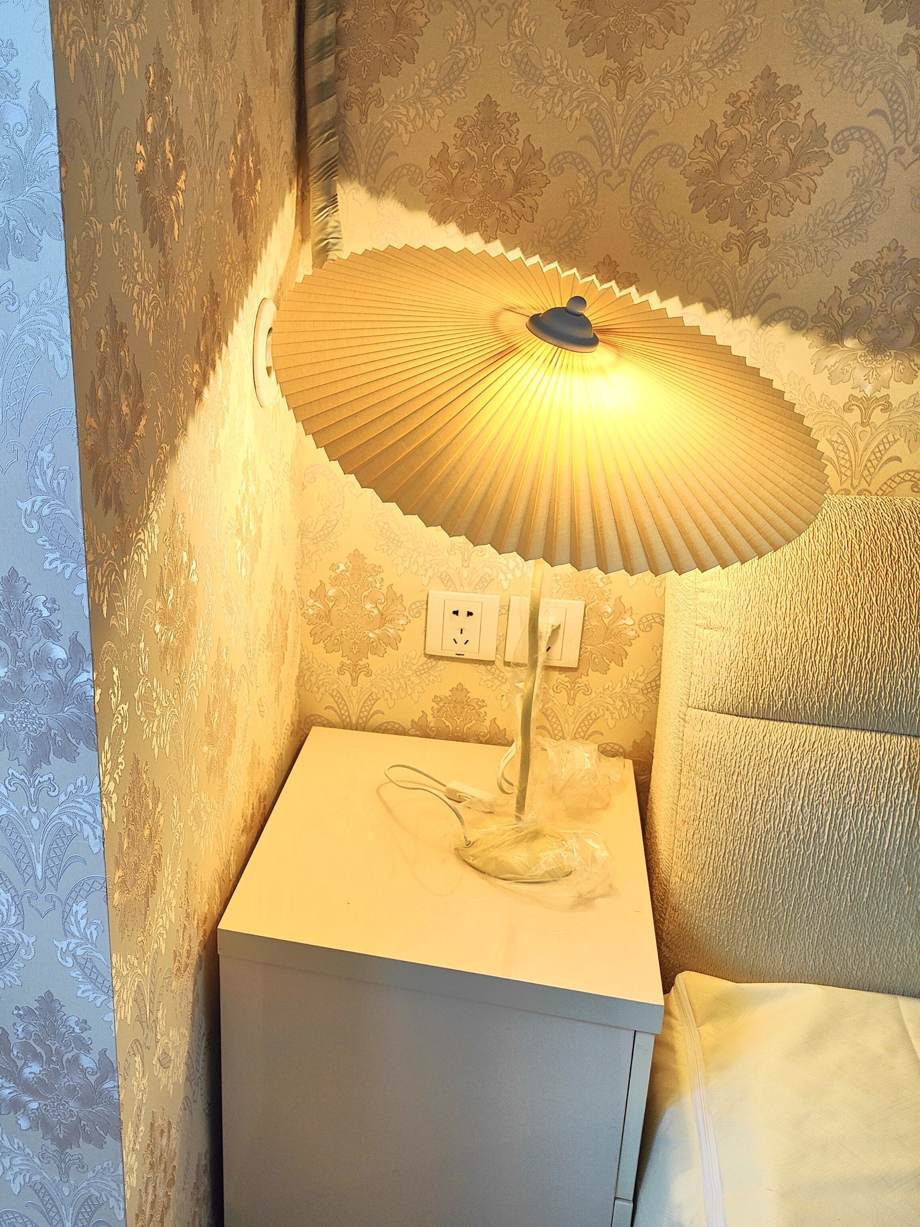 squiggle-table-lamp-anzaz--51