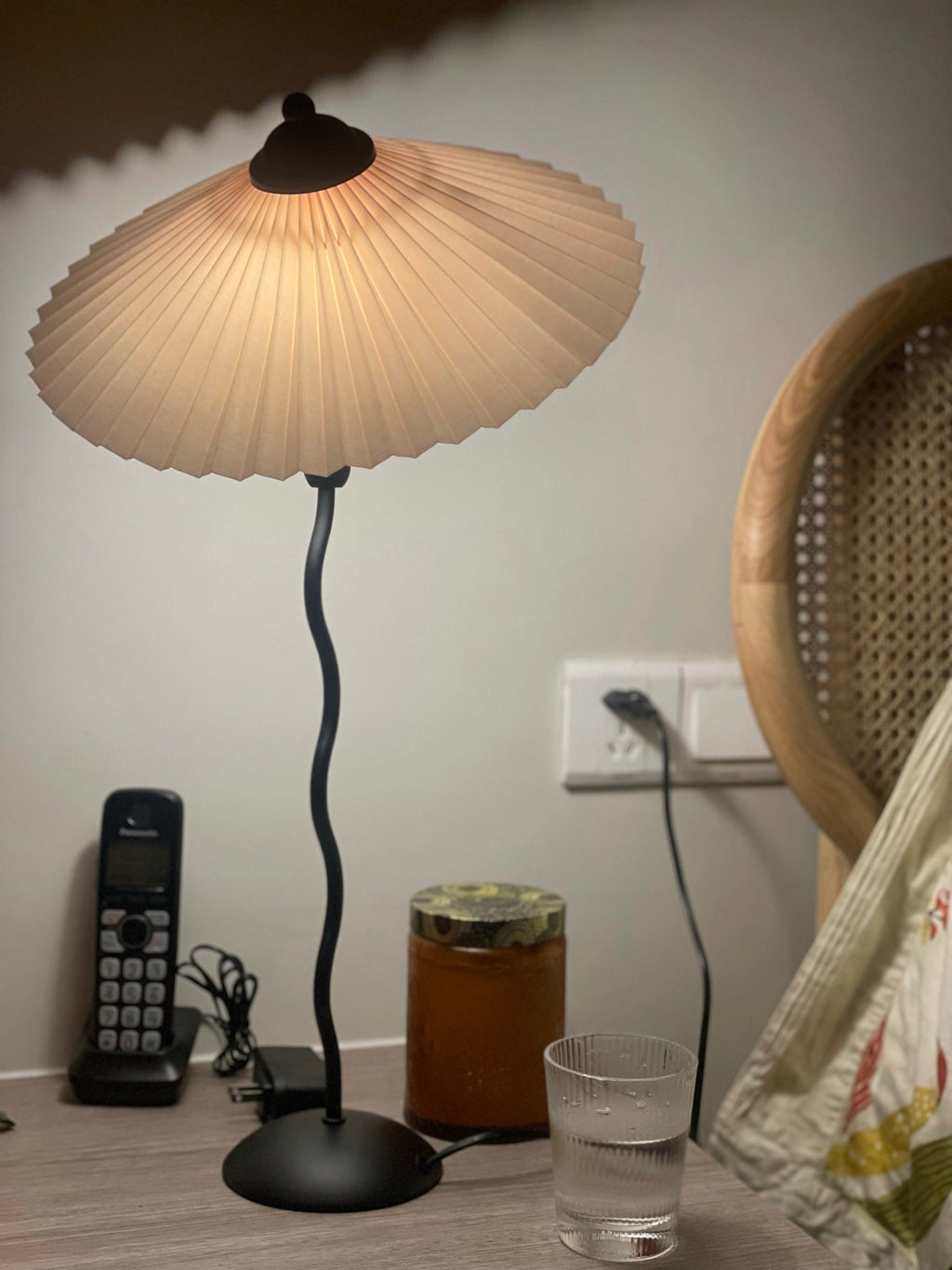 squiggle-table-lamp-anzaz--79