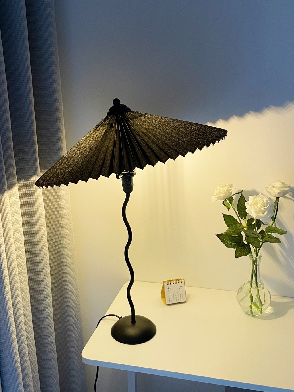 squiggle-table-lamp-anzaz--83