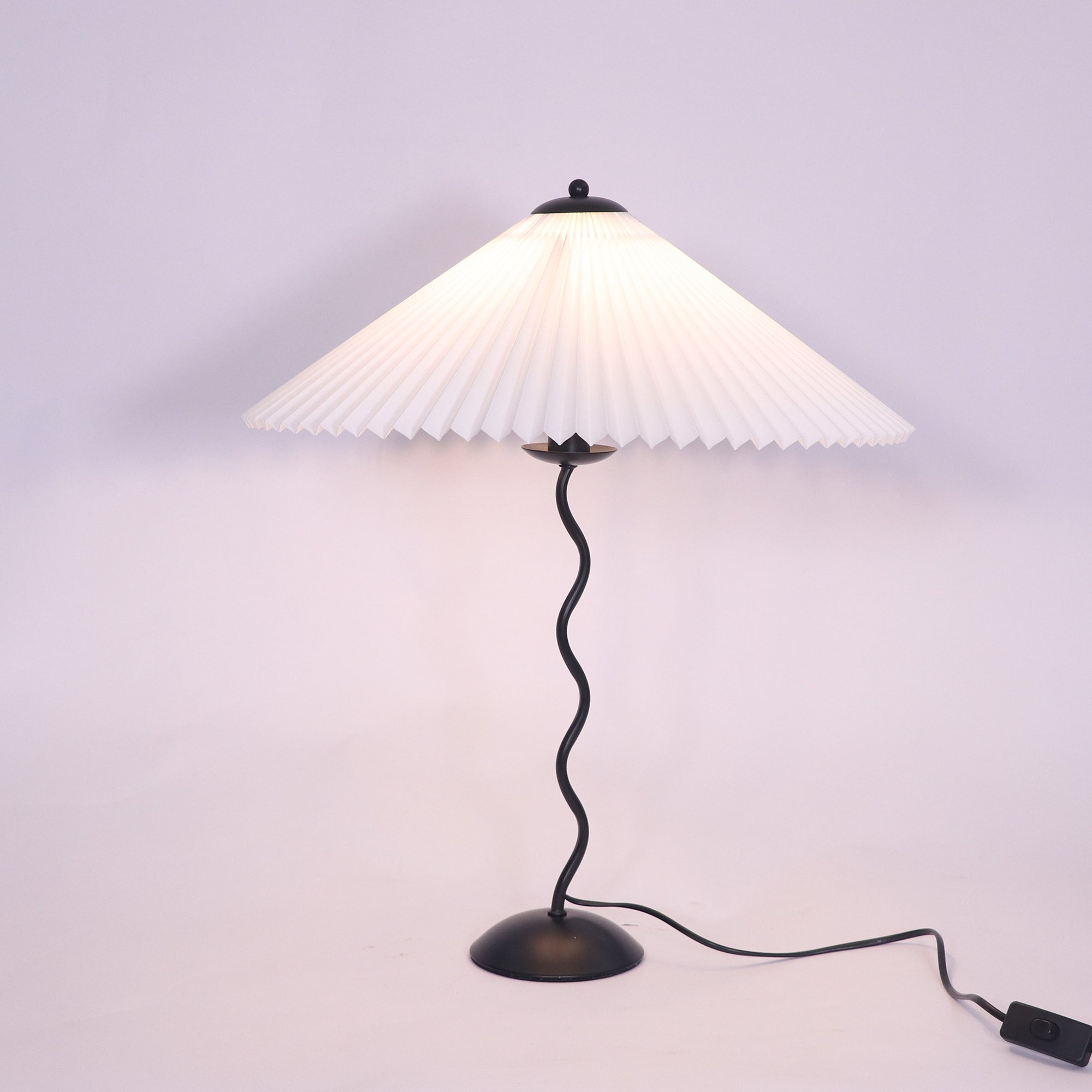 squiggle-table-lamp-anzaz--78