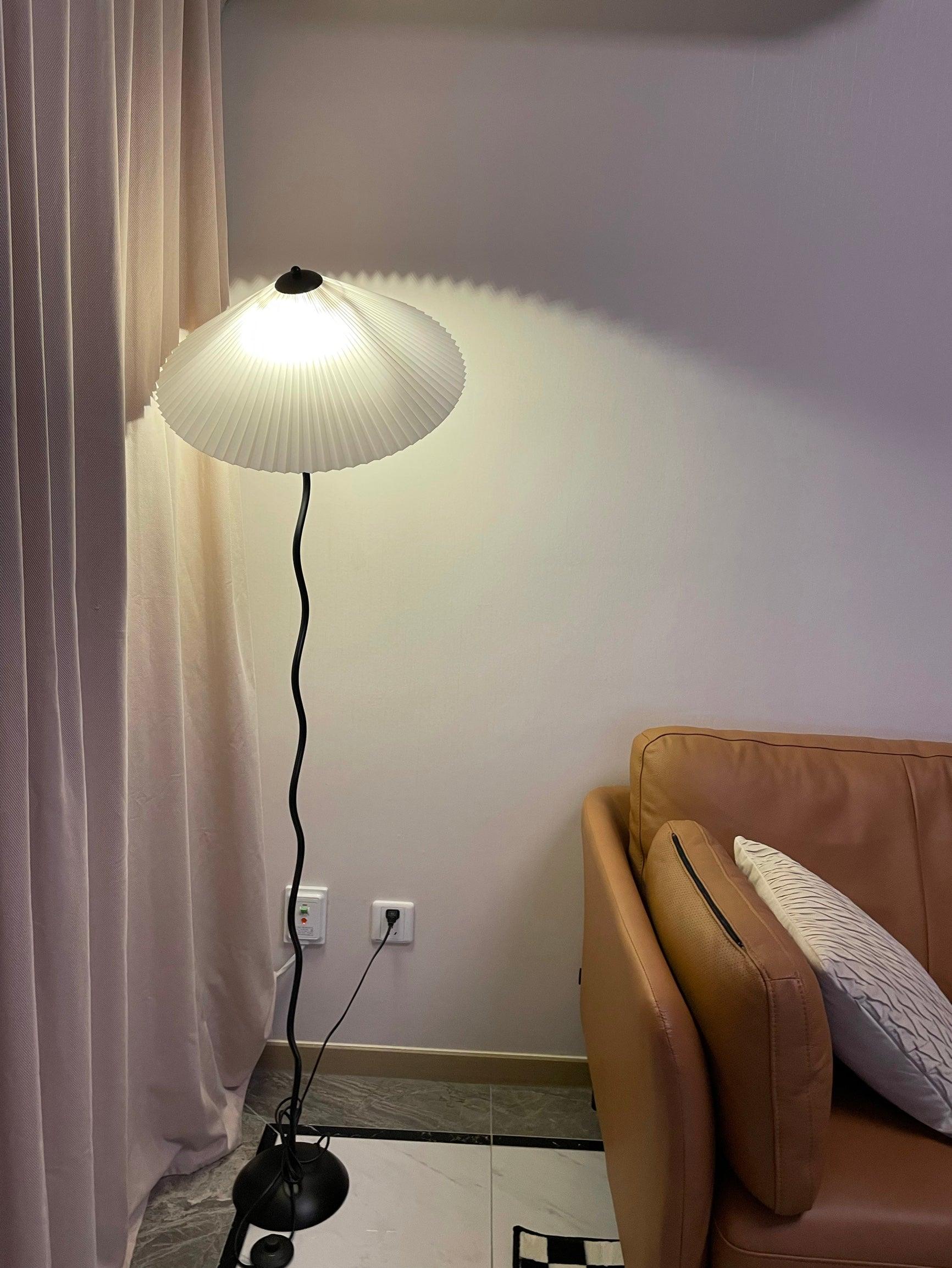 squiggle-floor-lamp-anzaz--18