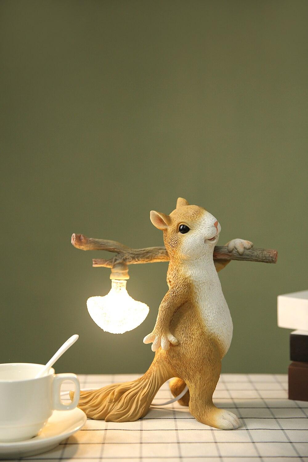 squirrel-table-lamp-anzaz--32