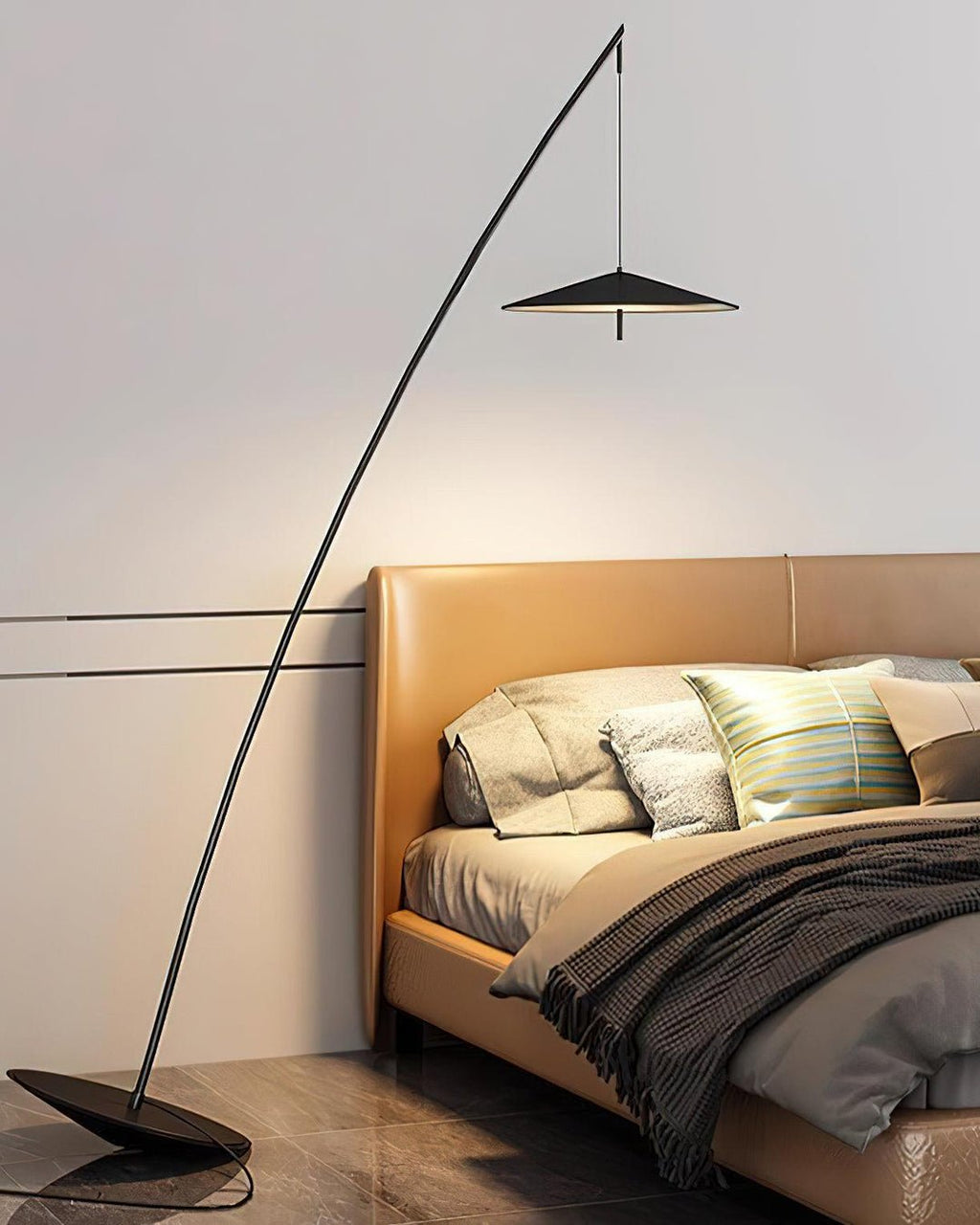 steadfast-floor-lamp-anzaz-Black & Warm Light-4