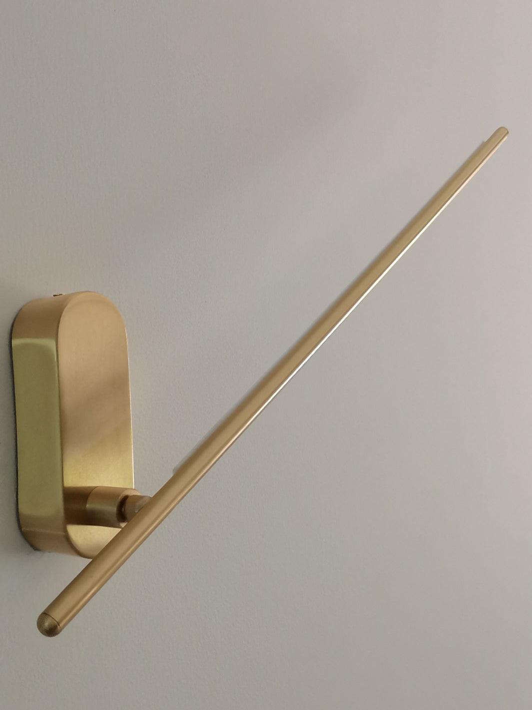 stick-shaped-metal-sconce-anzaz--35