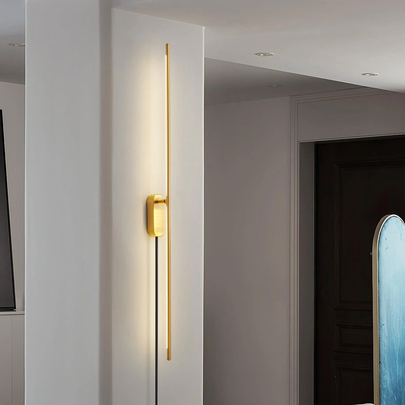 stick-shaped-plug-in-sconce-anzaz-Brass & Warm Light-2
