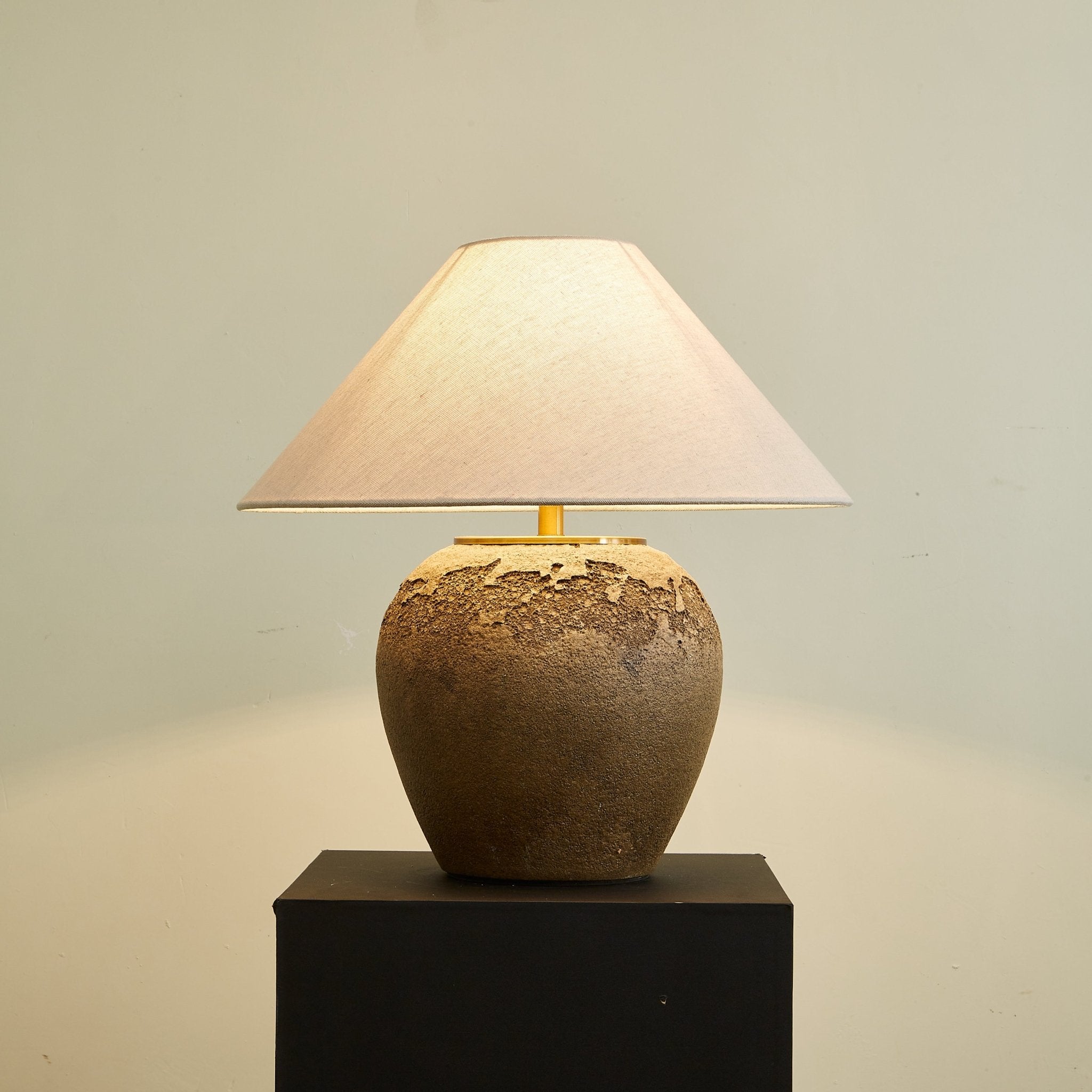stoneveil-table-lamp-anzaz-Terracotta color-4