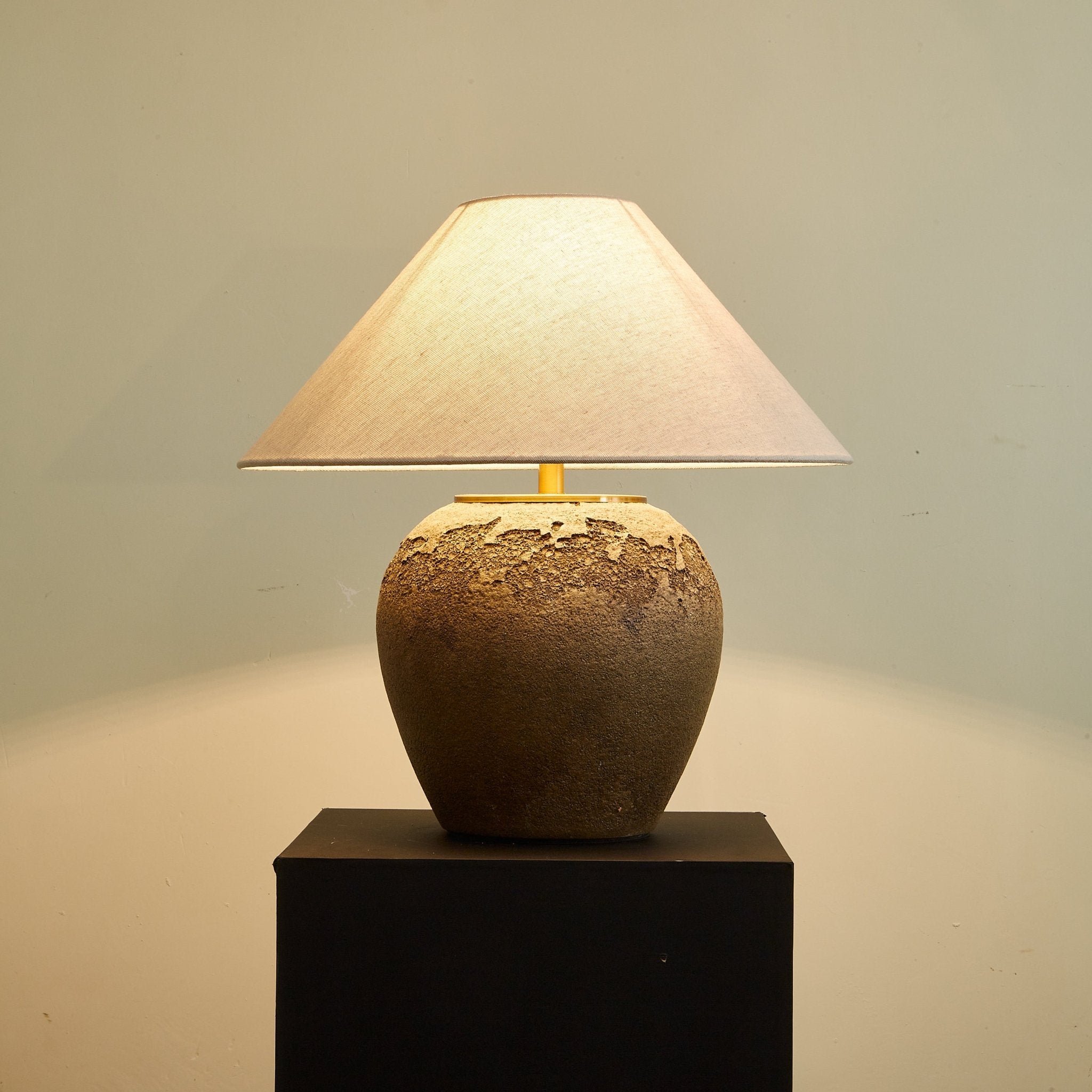 stoneveil-table-lamp-anzaz-Terracotta color-3