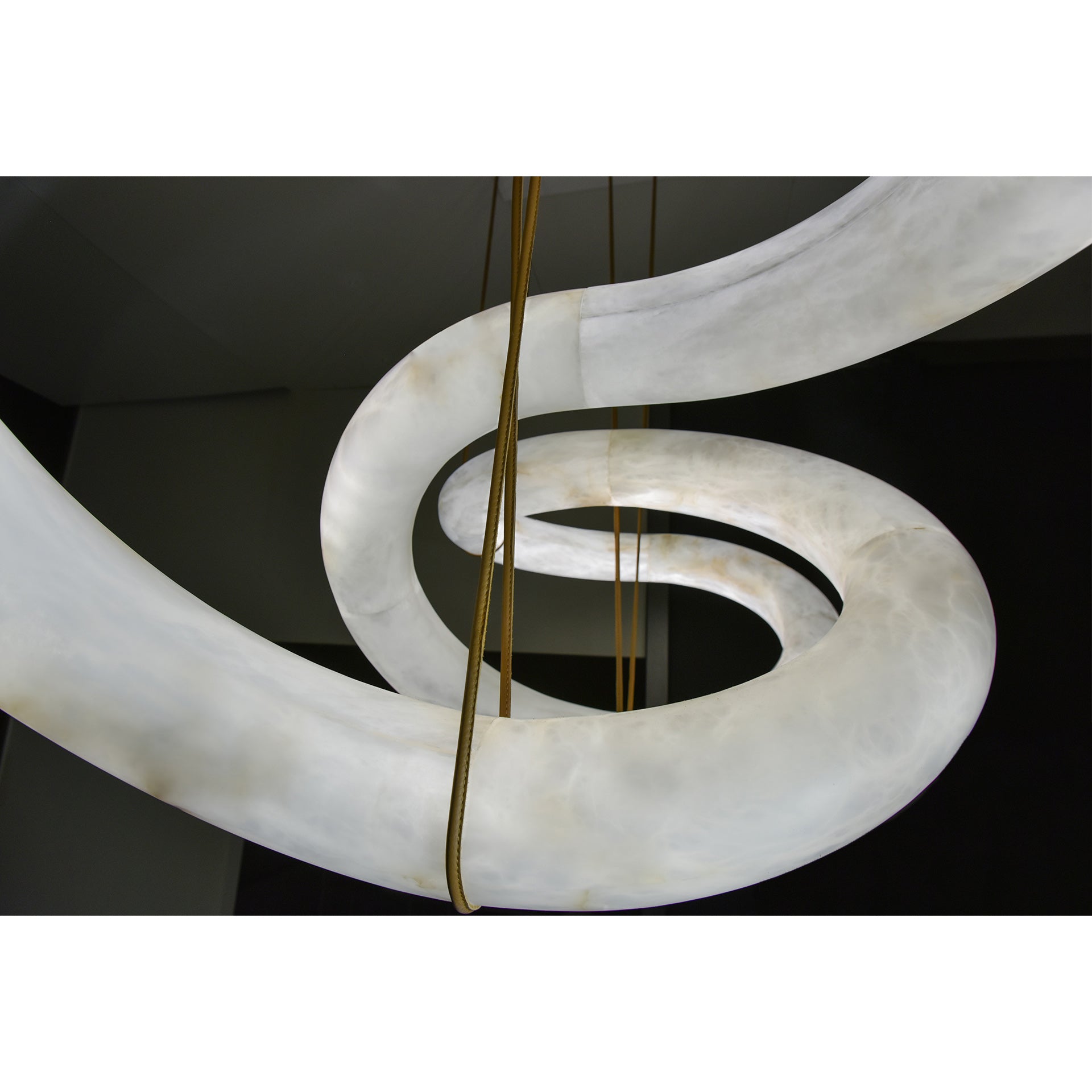 streamlined-pendant-lamp-anzaz--57
