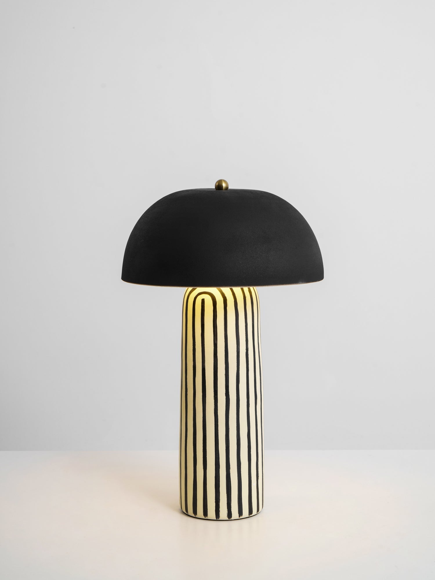 stria-table-lamp-anzaz--30