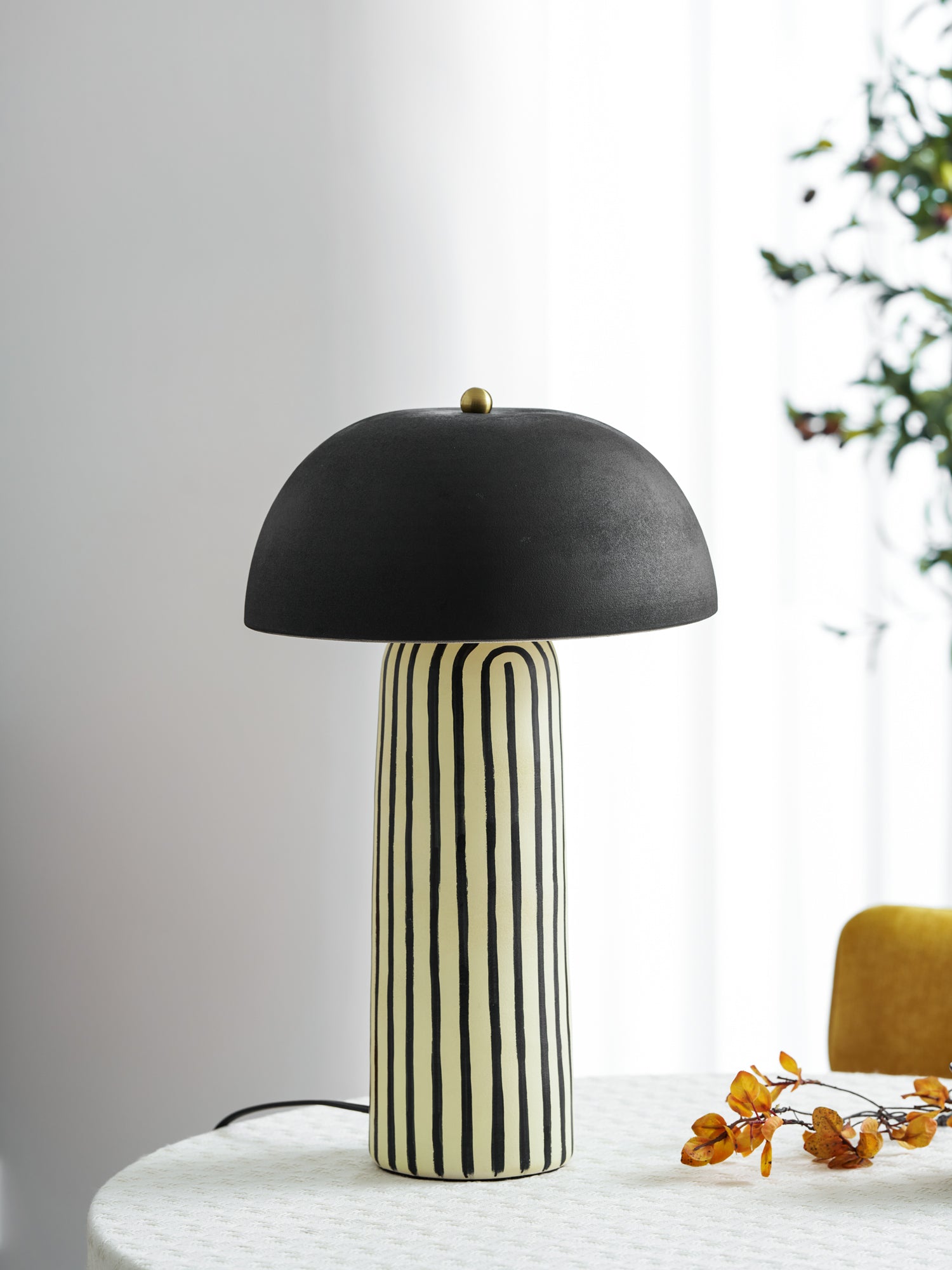 stria-table-lamp-anzaz--24