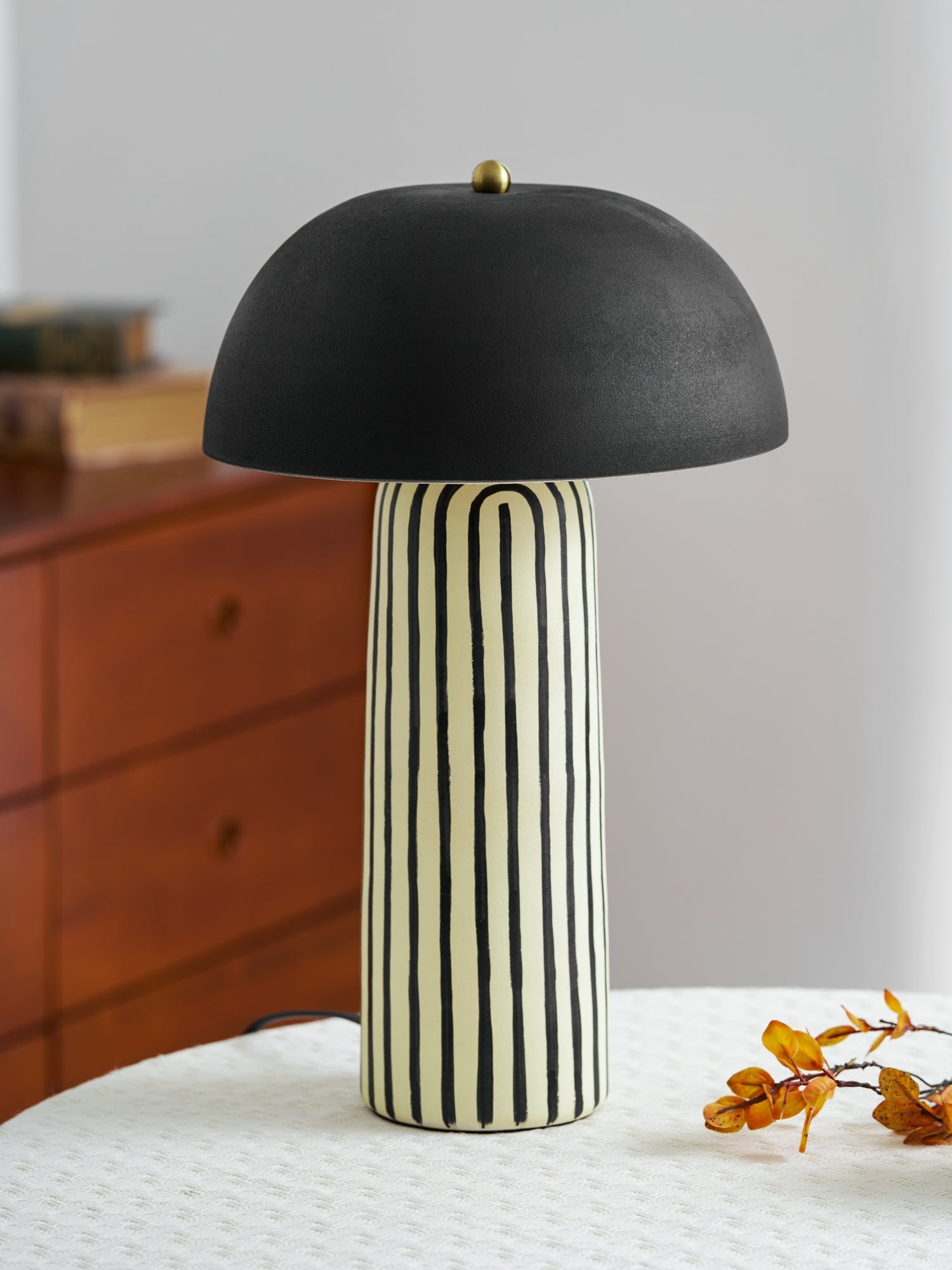 stria-table-lamp-anzaz--25