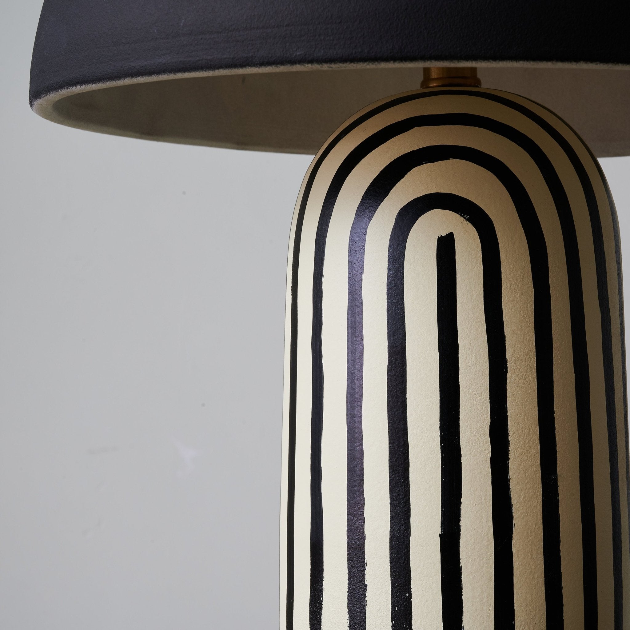 stria-table-lamp-anzaz--13