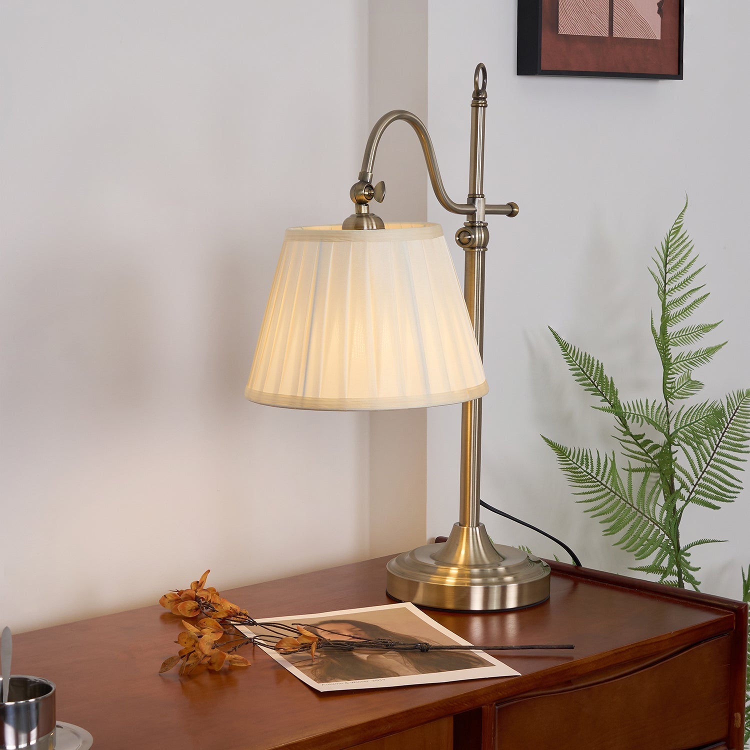 suffolk-table-lamp-anzaz-Antique Brass & Beige-2