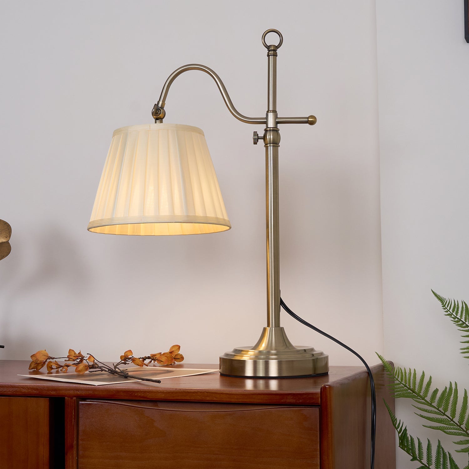 suffolk-table-lamp-anzaz-Antique Brass & Beige-4