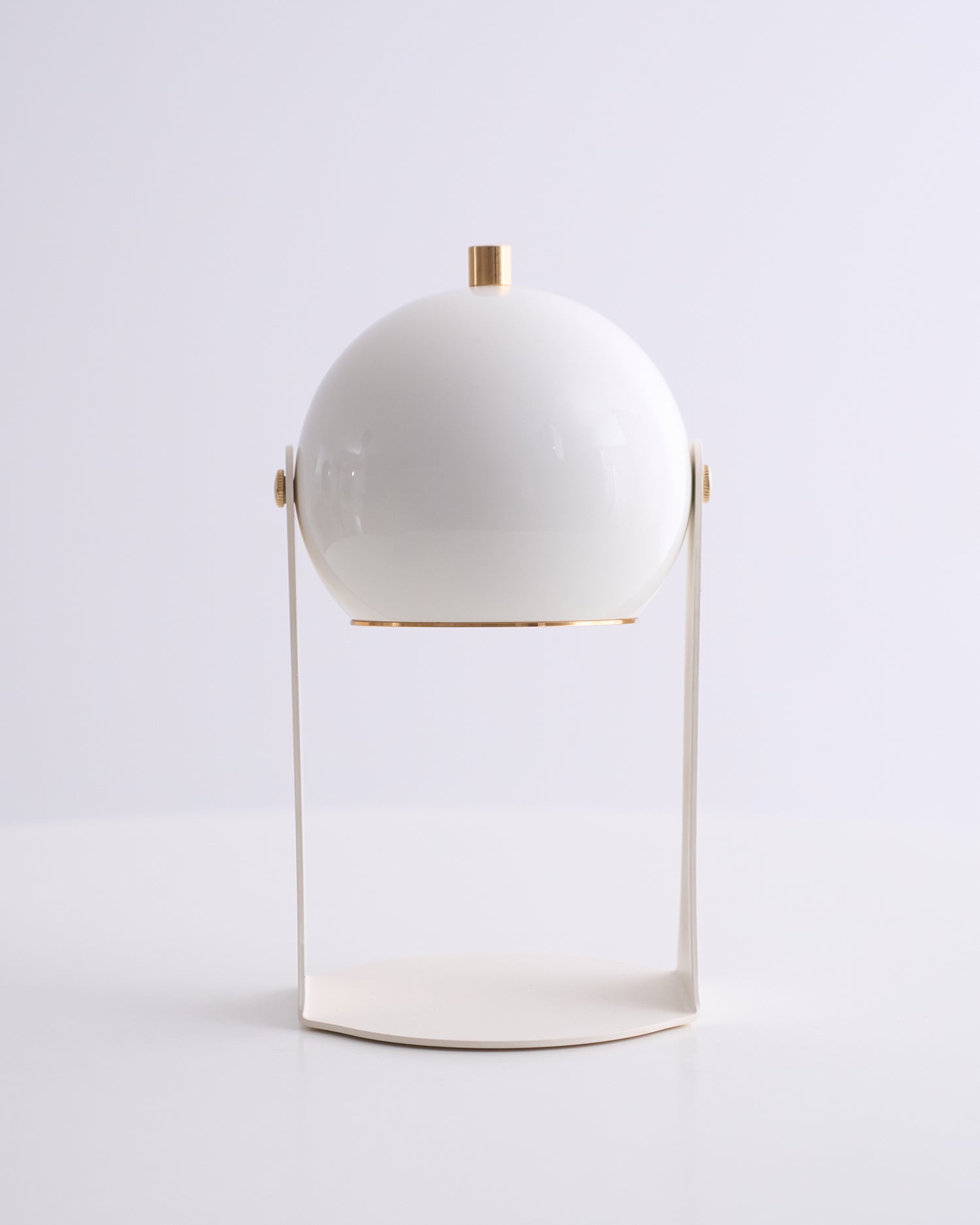 svejk-built-in-battery-table-lamp-anzaz--31