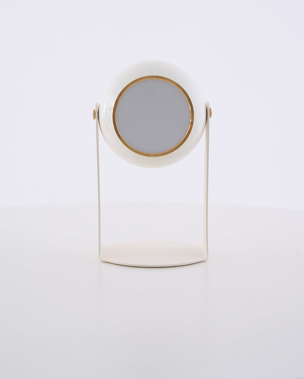 svejk-built-in-battery-table-lamp-anzaz--32