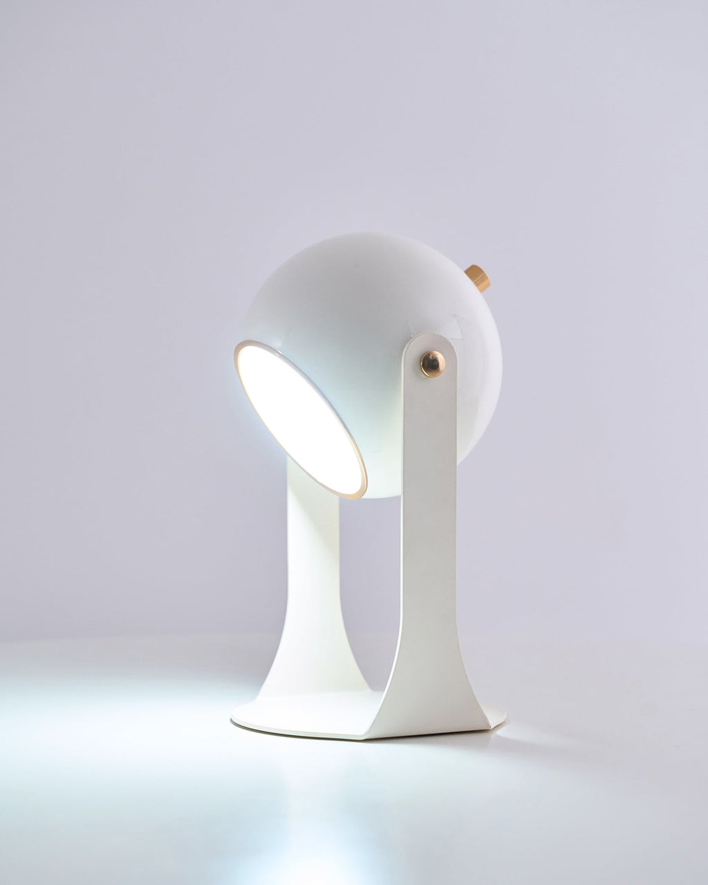 svejk-built-in-battery-table-lamp-anzaz--35