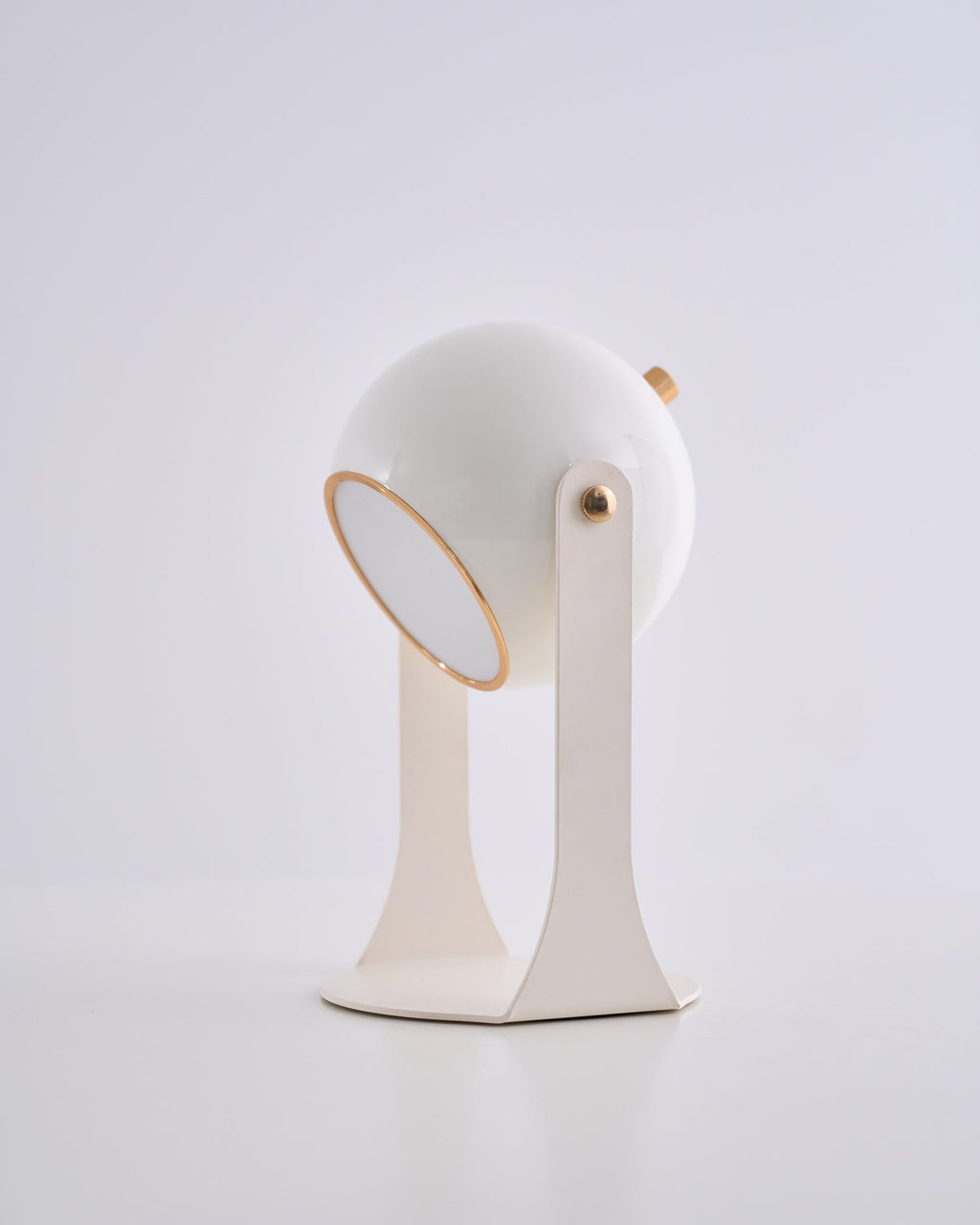 svejk-built-in-battery-table-lamp-anzaz--36
