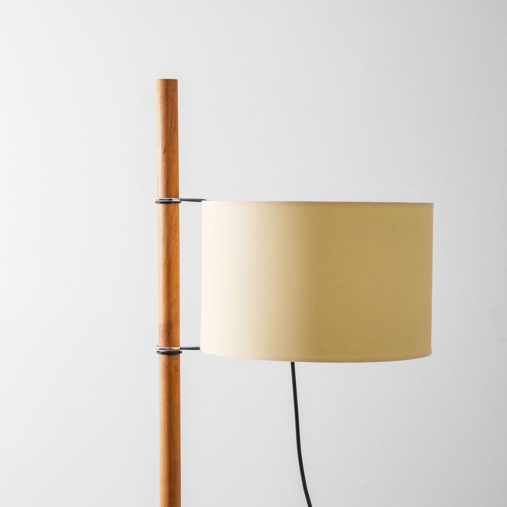 svelte-silhouette-floor-lamp-anzaz--49